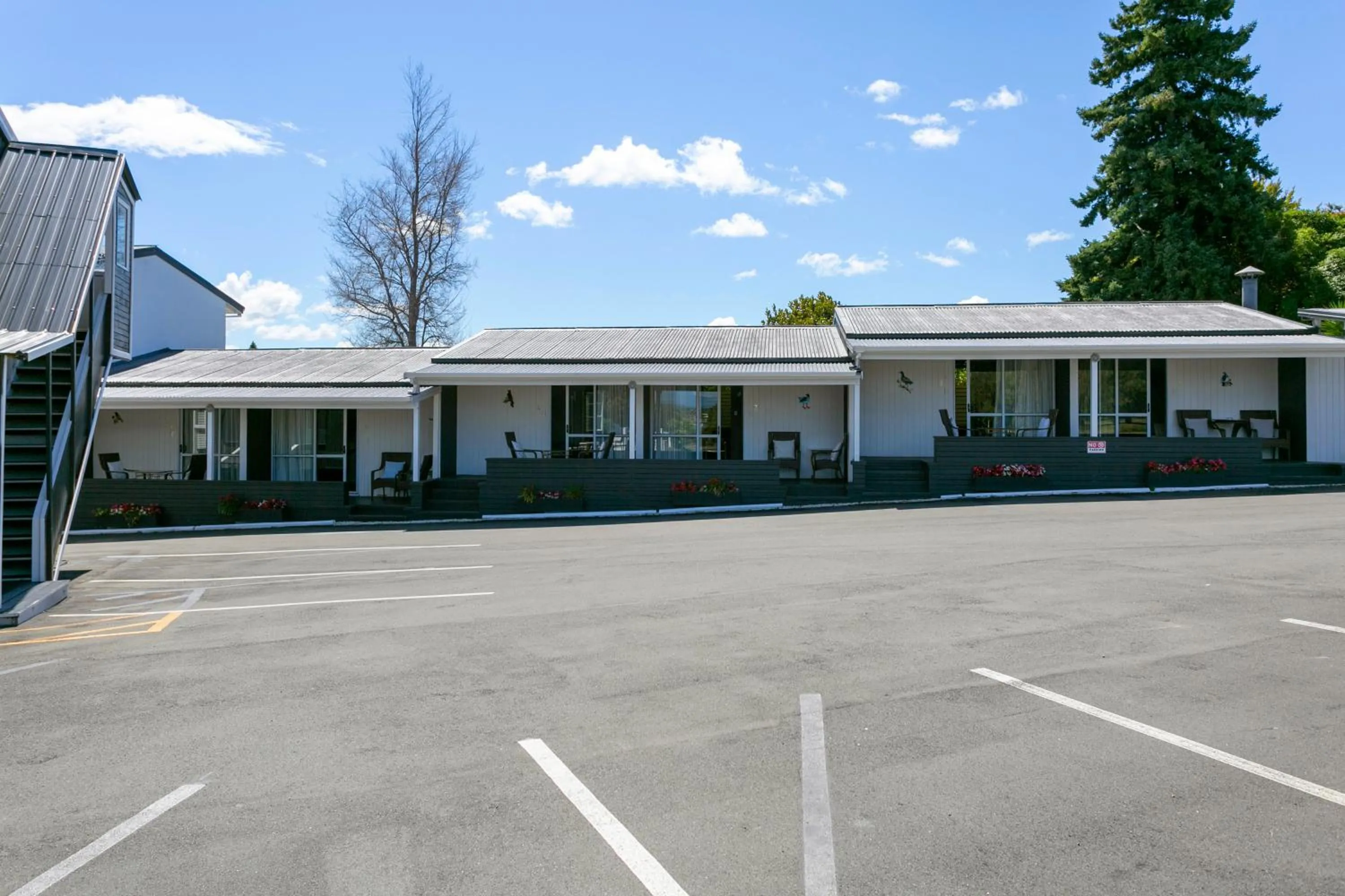Property Building in VU Thermal Lodge
