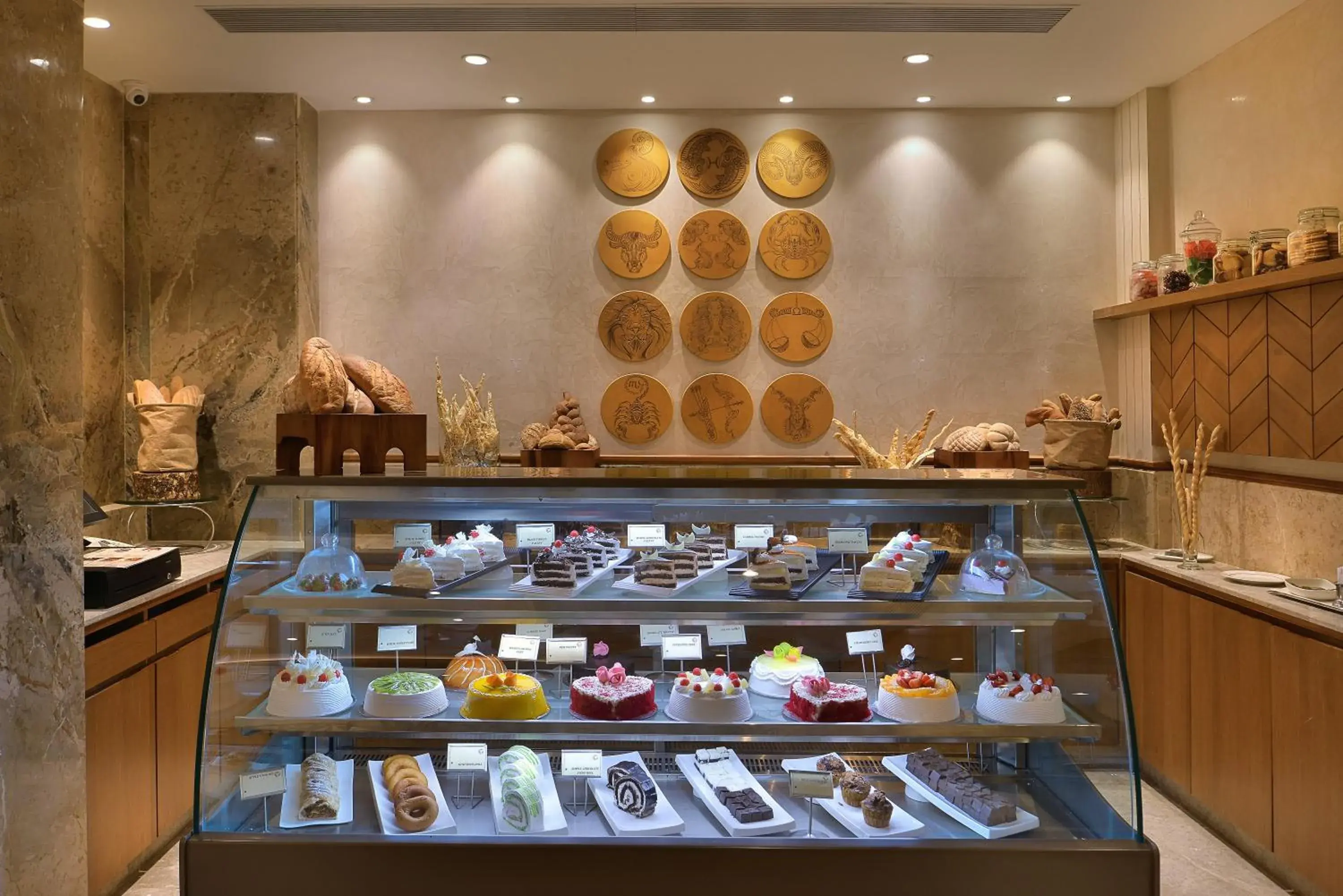 Restaurant/places to eat in Fortune Landmark, Ahmedabad - Member ITC Hotels' Group Restaurant/places to eat in Fortune Landmark, Ahmedabad - Member ITC Hotels' Group