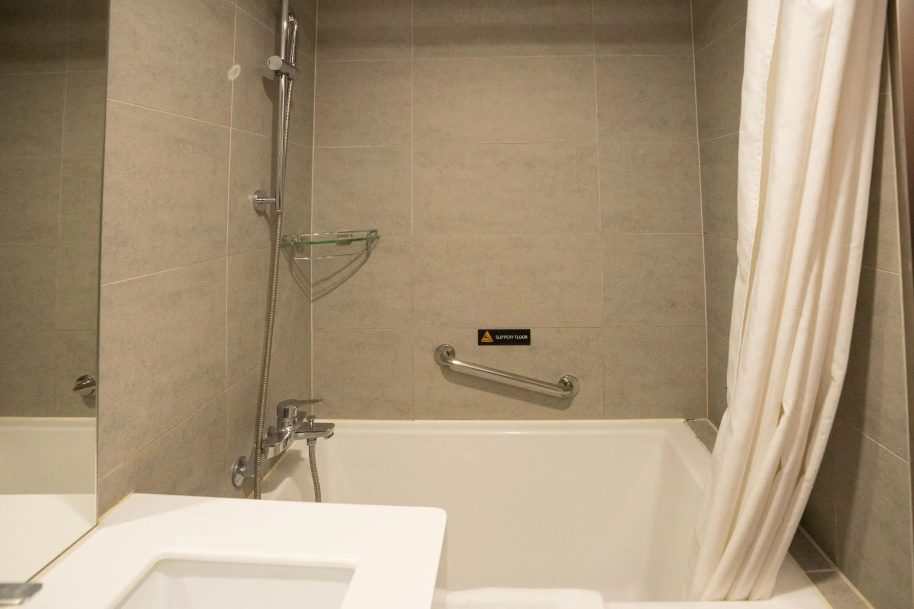 Bath in Seoul Garden Hotel