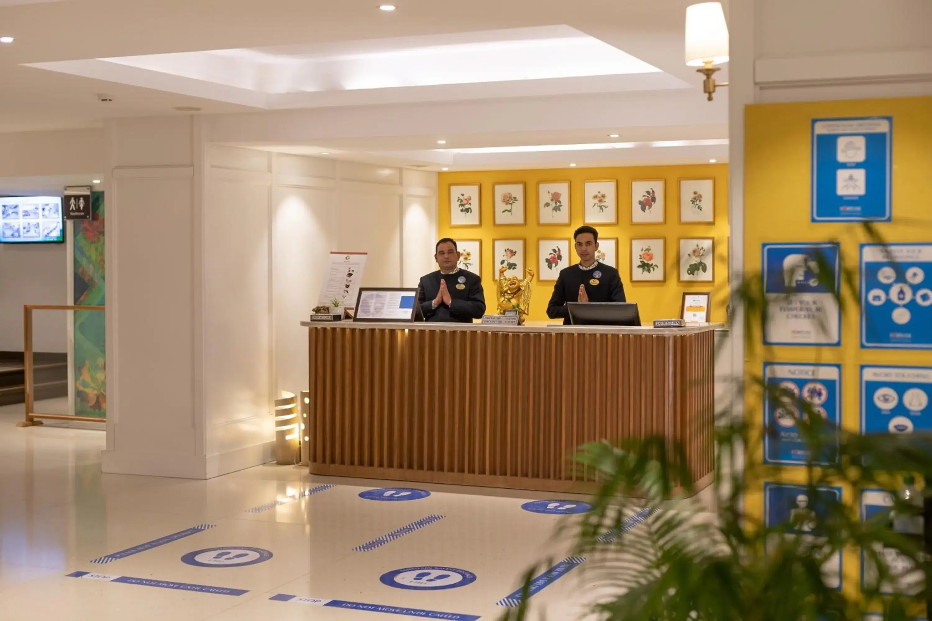 Lobby or reception in Fortune Resort Grace, Mussoorie - Member ITC Hotels' Group Lobby or reception in Fortune Resort Grace, Mussoorie - Member ITC Hotels' Group