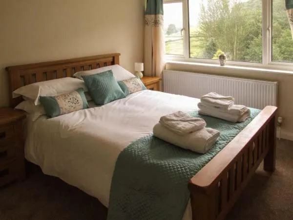 Bed in Cwmgilla Farm