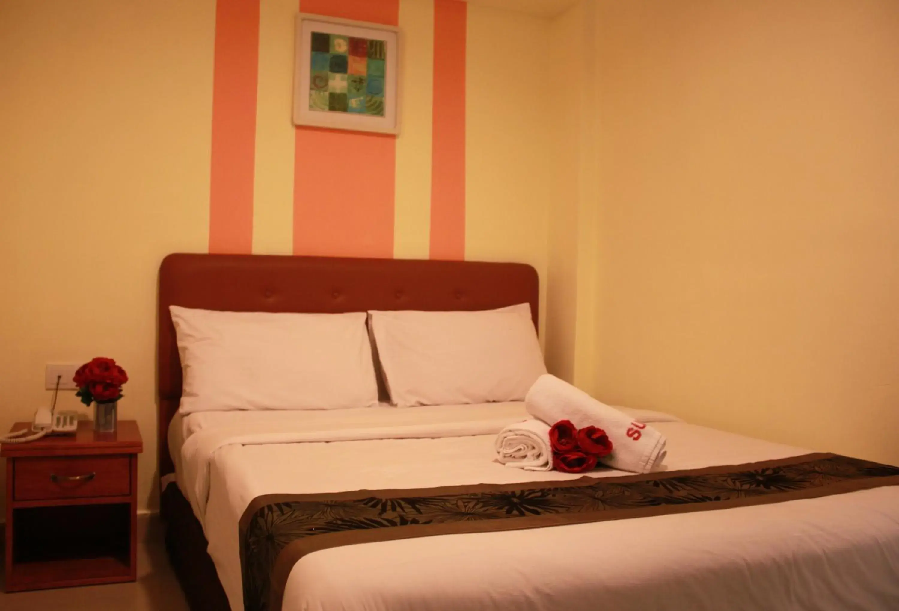 Bedroom, Bed in Sun Inns Hotel Kota Damansara Near Hospital Sungai Buloh Bedroom, Bed in Sun Inns Hotel Kota Damansara Near Hospital Sungai Buloh