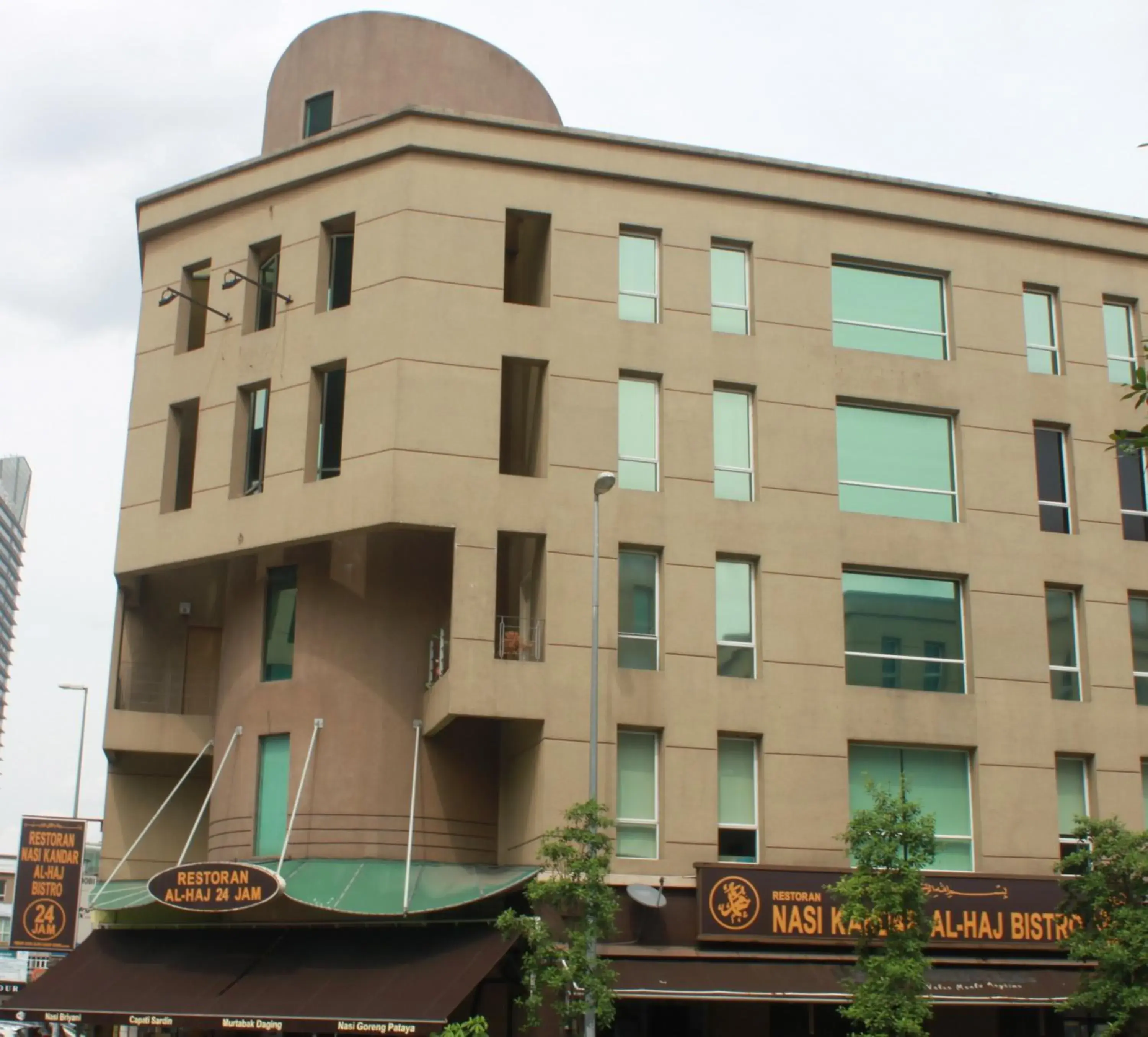 Restaurant/places to eat in Sun Inns Hotel Kota Damansara Near Hospital Sungai Buloh Restaurant/places to eat in Sun Inns Hotel Kota Damansara Near Hospital Sungai Buloh