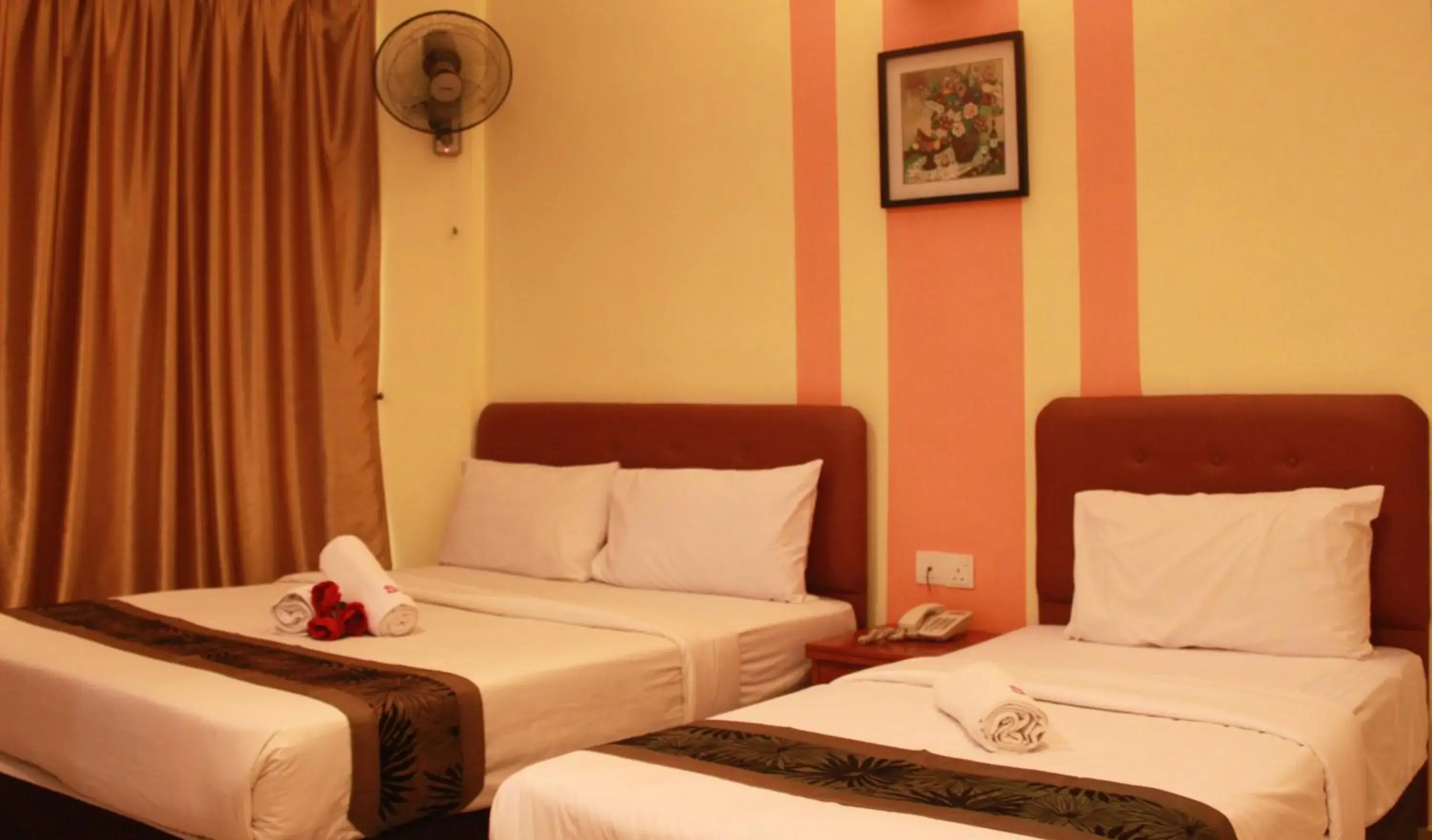 Bedroom, Bed in Sun Inns Hotel Kota Damansara Near Hospital Sungai Buloh Bedroom, Bed in Sun Inns Hotel Kota Damansara Near Hospital Sungai Buloh