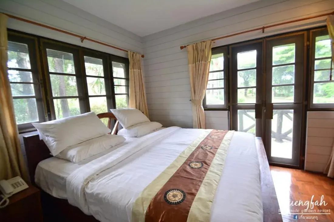Bed in Fueng Fah Riverside Gardens Resort Bed in Fueng Fah Riverside Gardens Resort