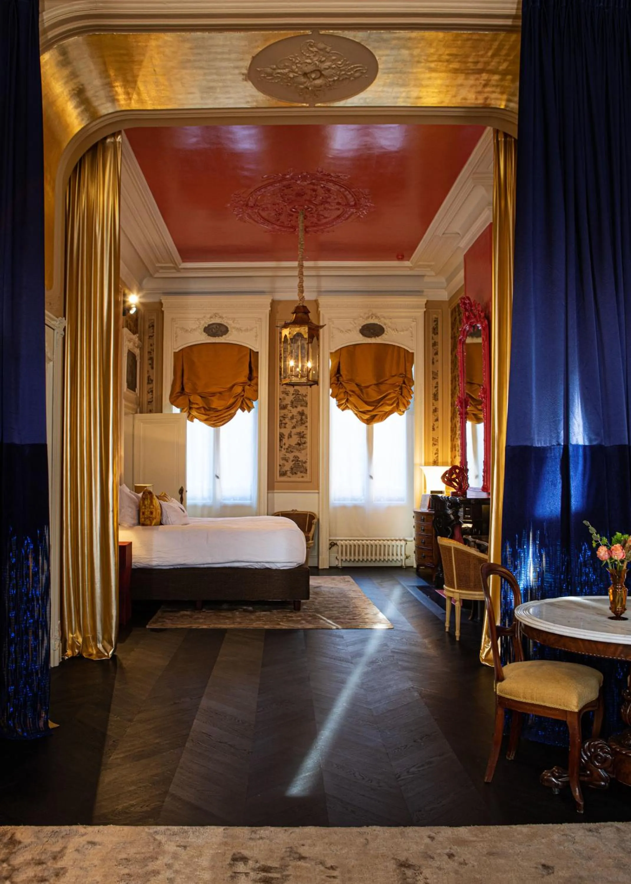 Bed in Cabosse, Boutique Palace & Spa