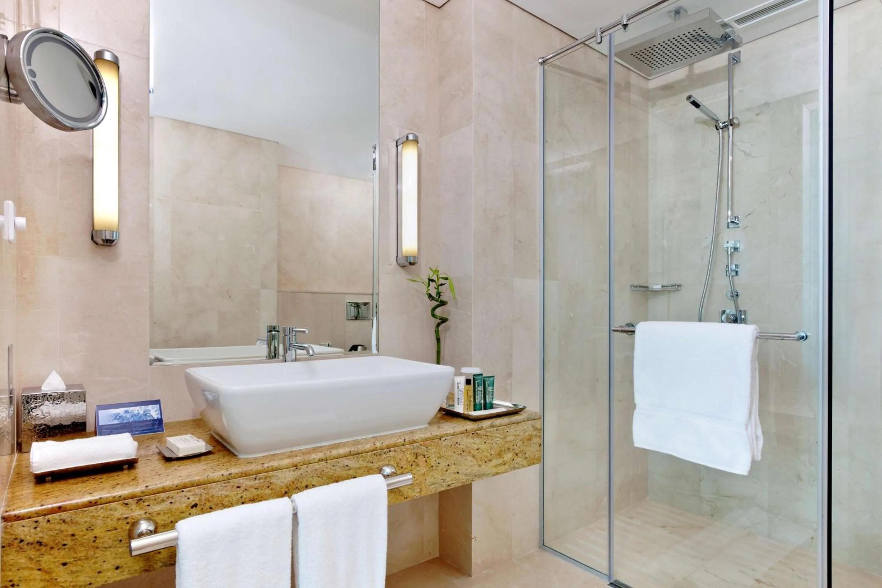 Bathroom in Hilton Doha