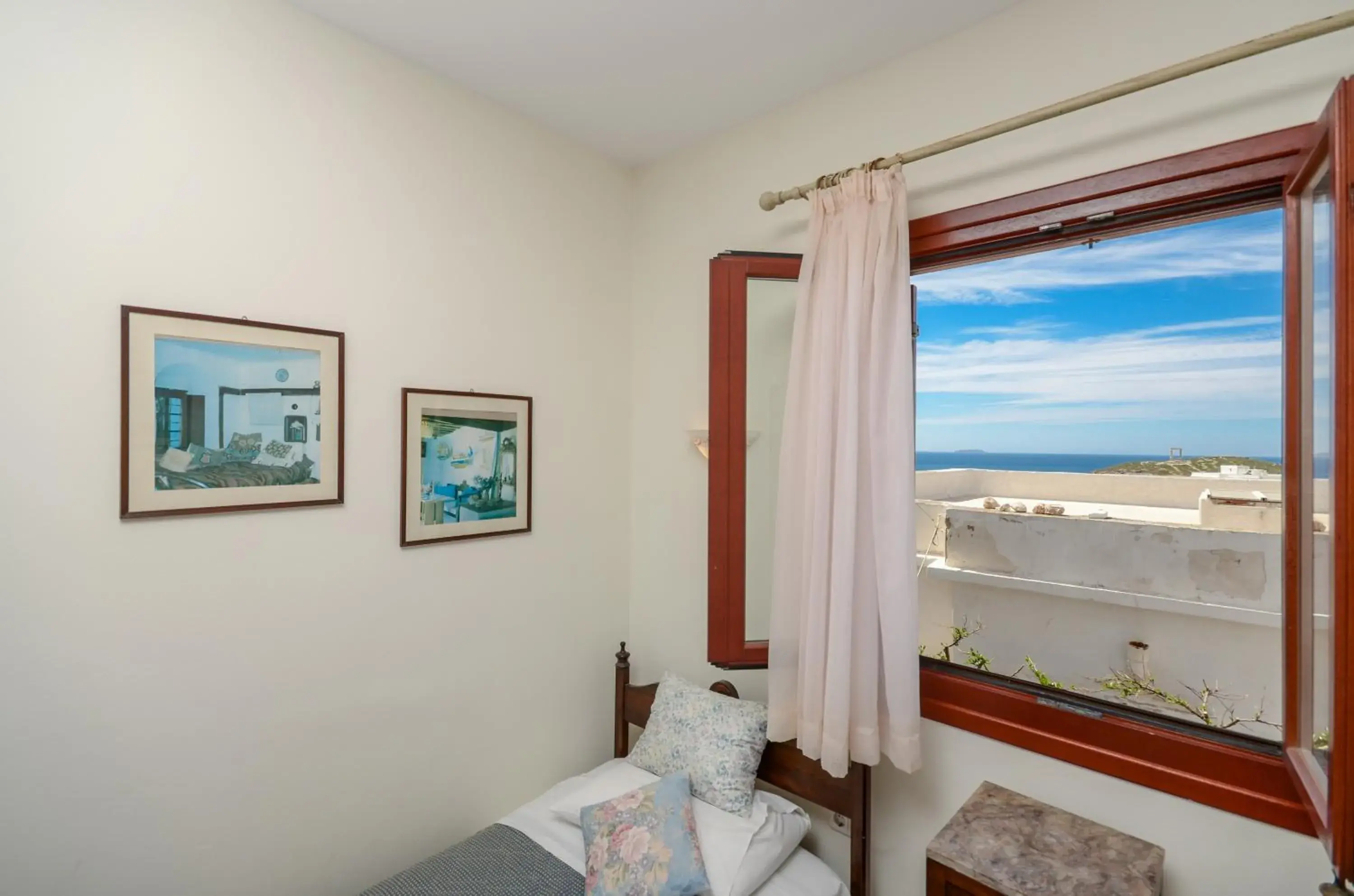 Double Room with Sea View in Chateau Zevgoli Double Room with Sea View in Chateau Zevgoli