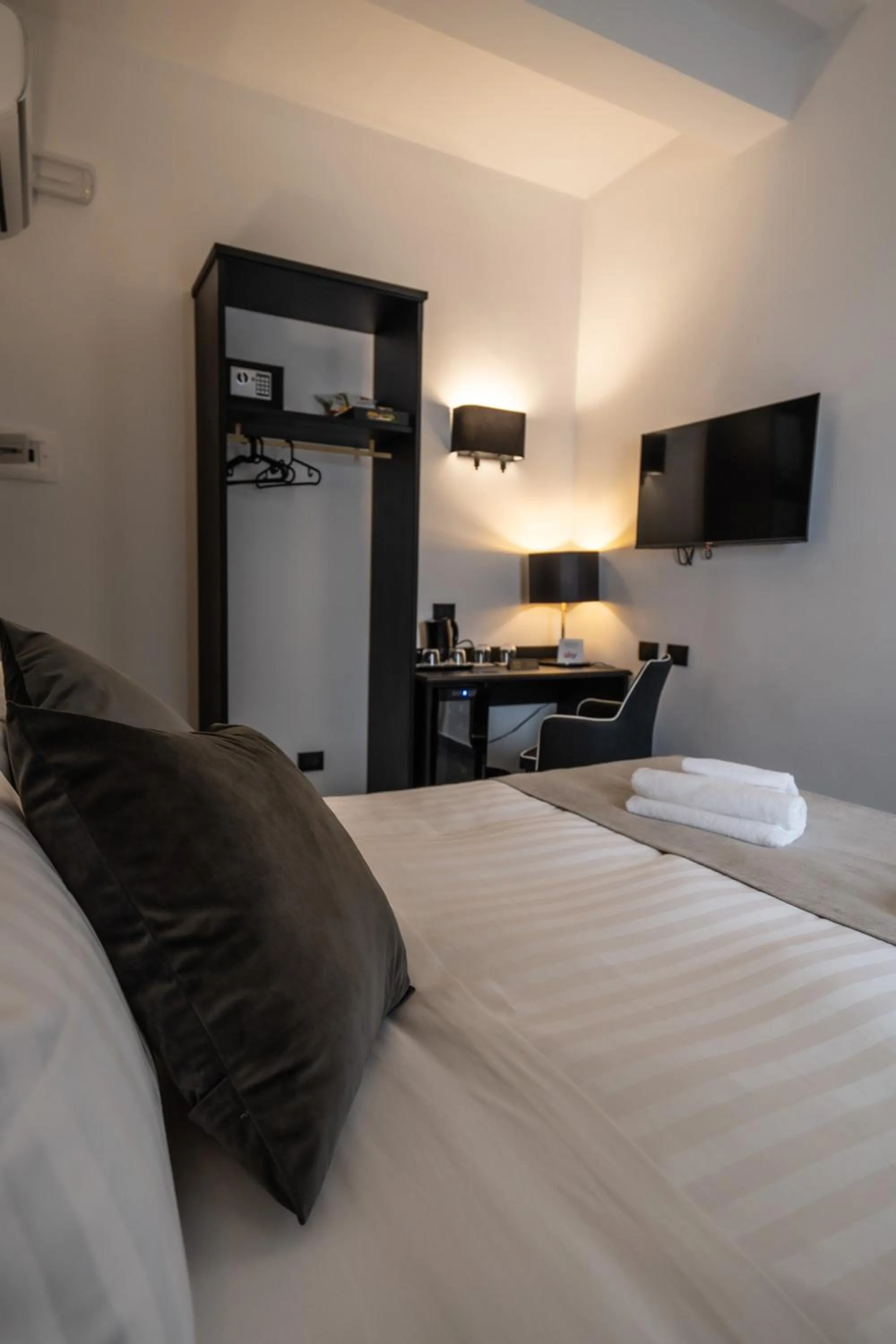 Bed in Relais Manzoni