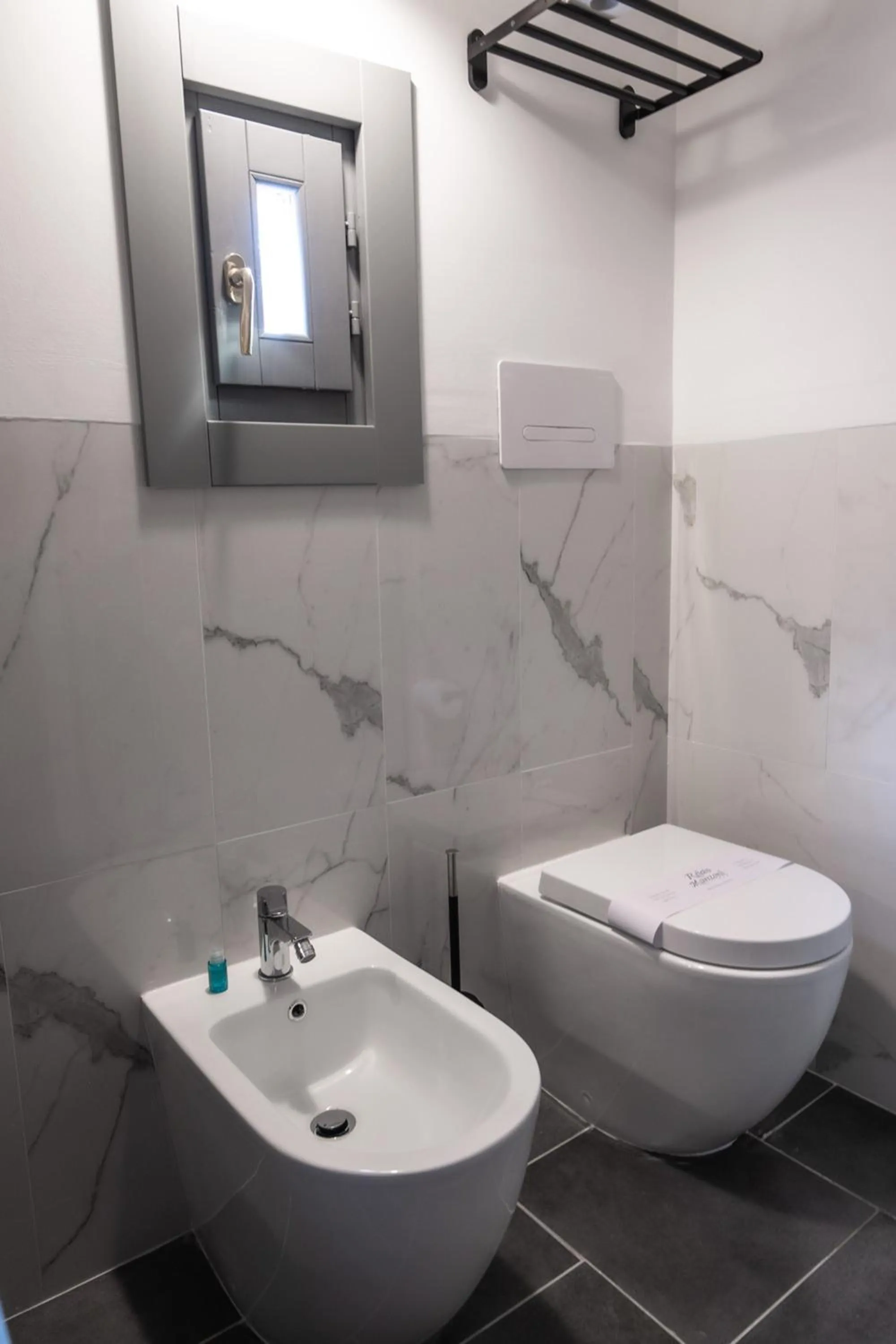 Bathroom in Relais Manzoni