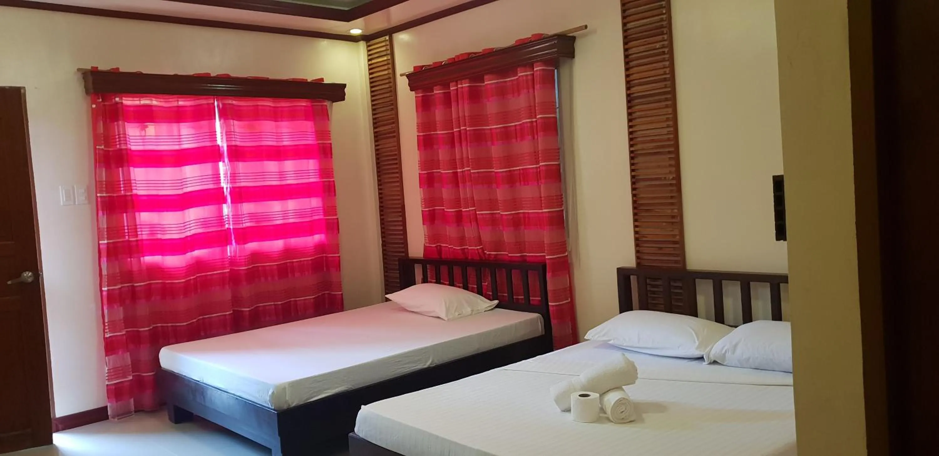 Bed in Westpoint Inn