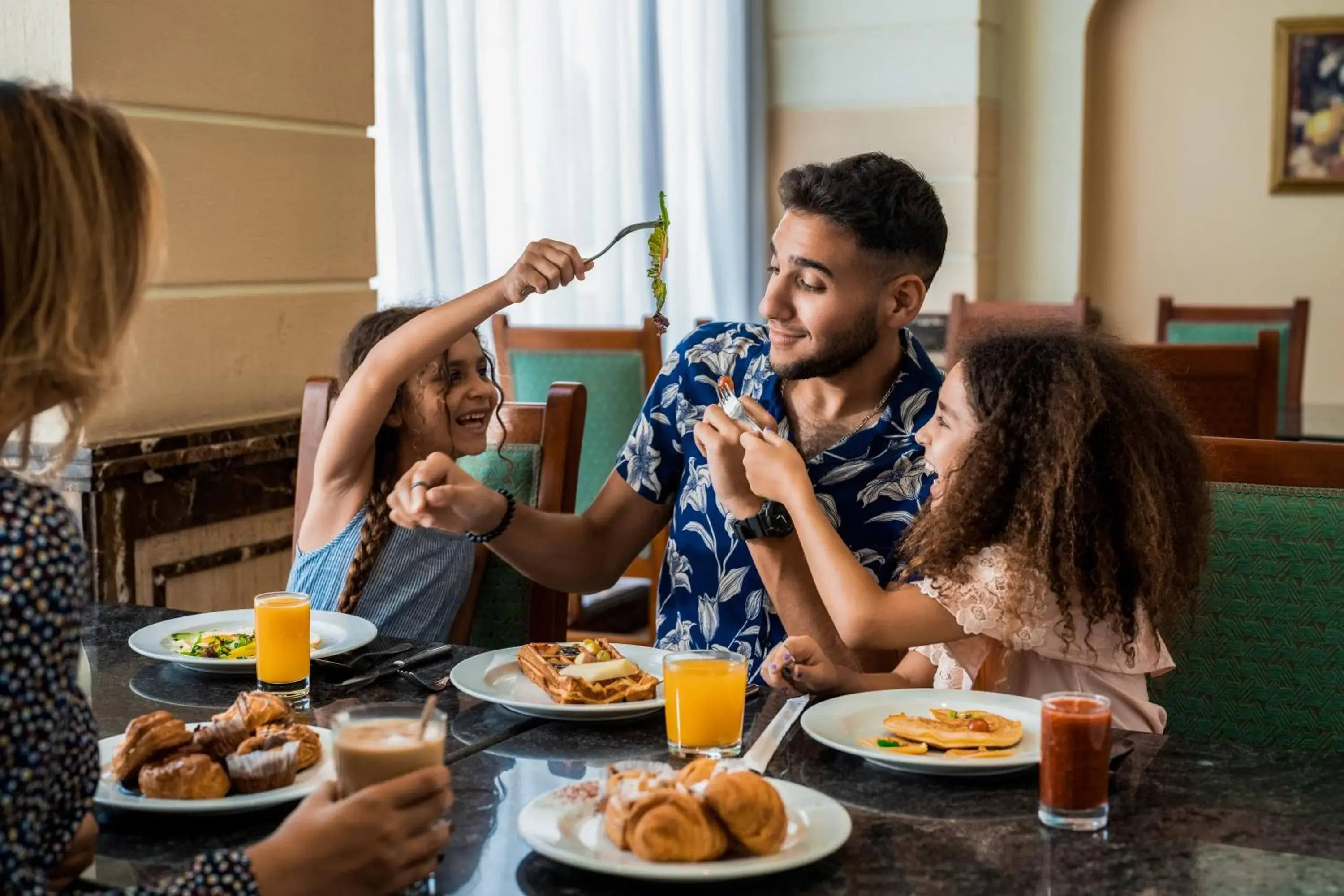 Restaurant/places to eat in Hilton Cairo Zamalek Residences Restaurant/places to eat in Hilton Cairo Zamalek Residences