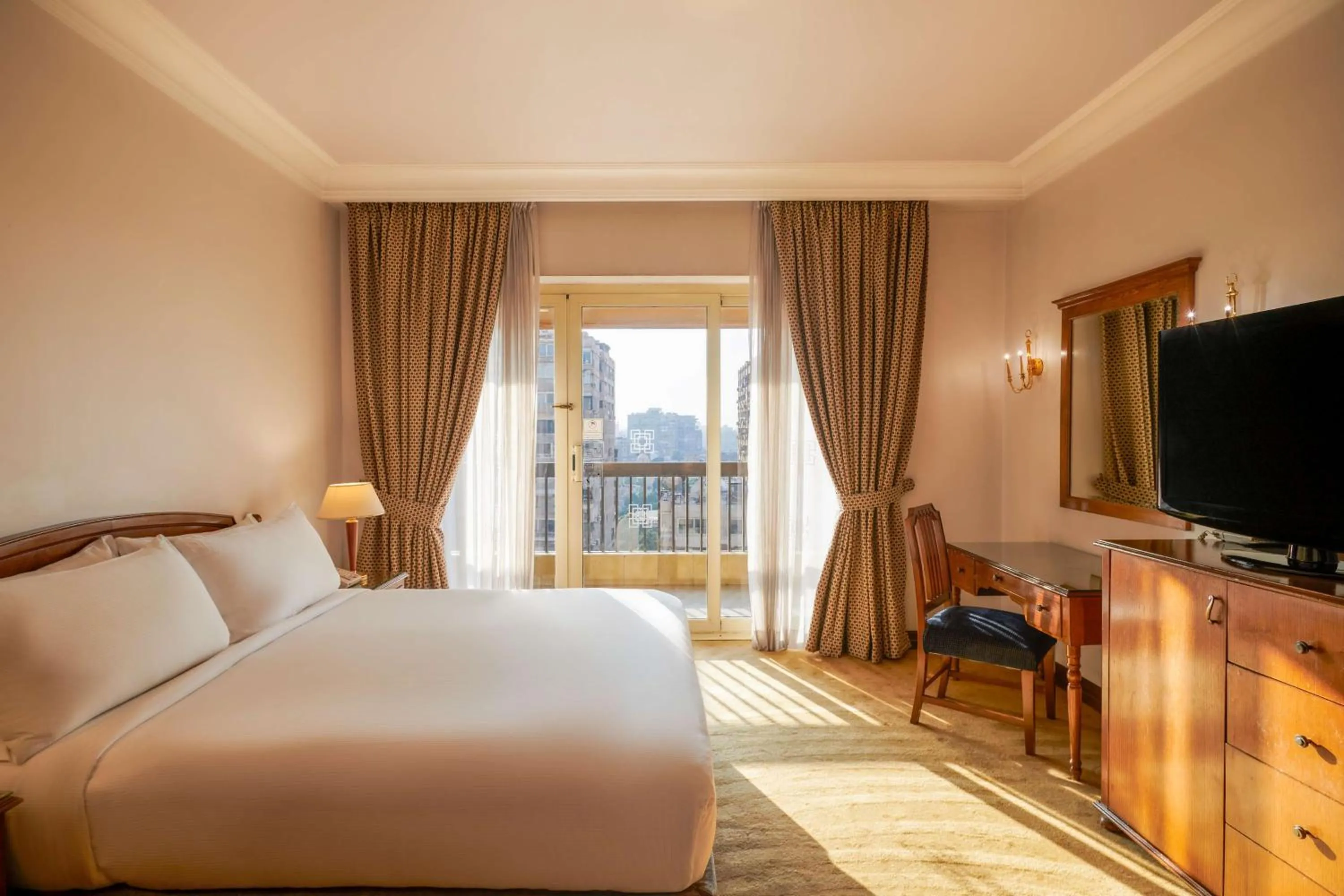 Bedroom, Bed in Hilton Cairo Zamalek Residences