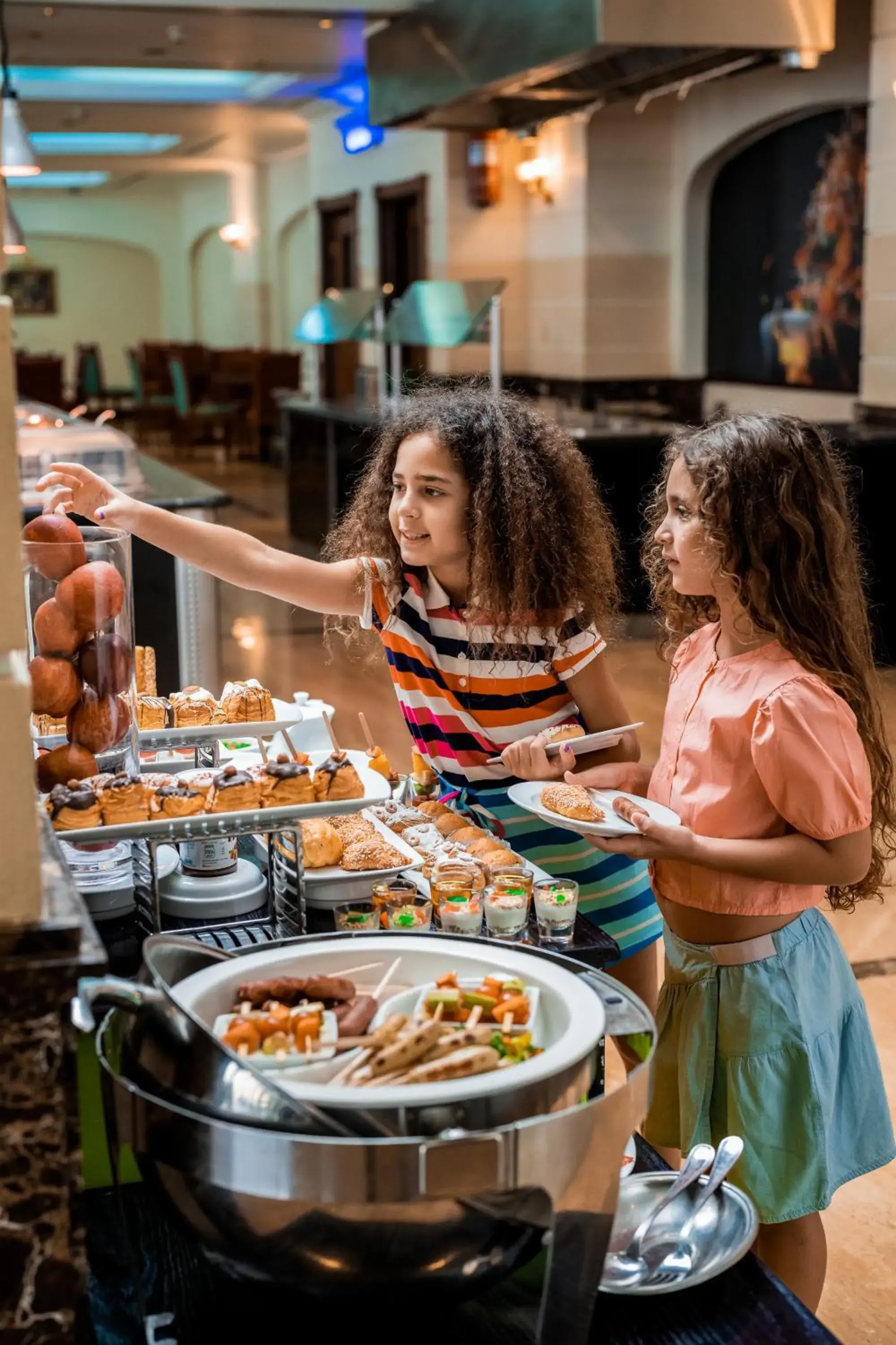 Restaurant/places to eat in Hilton Cairo Zamalek Residences Restaurant/places to eat in Hilton Cairo Zamalek Residences