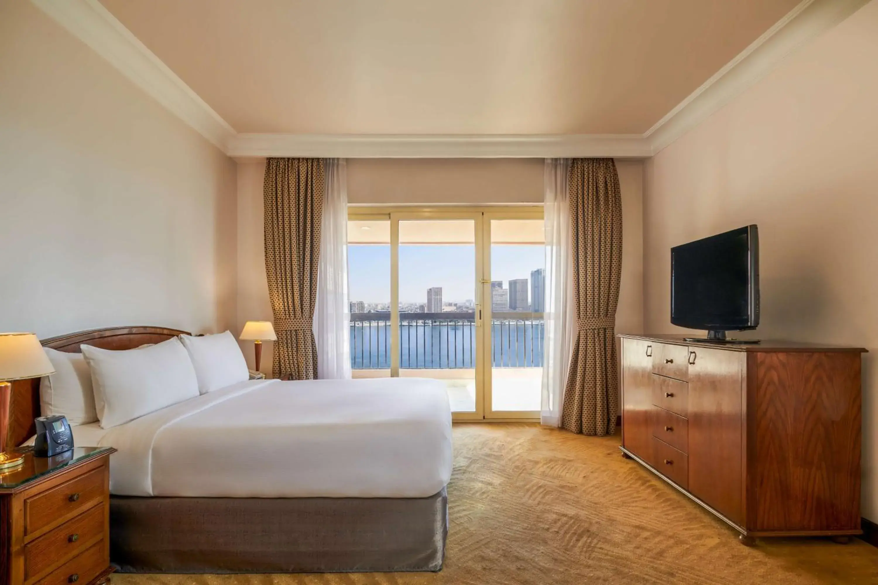Bed in Hilton Cairo Zamalek Residences Bed in Hilton Cairo Zamalek Residences