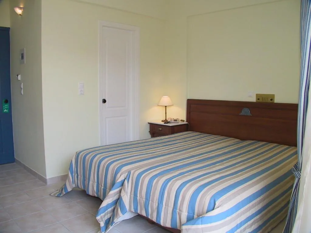 Bed in Florena Hotel