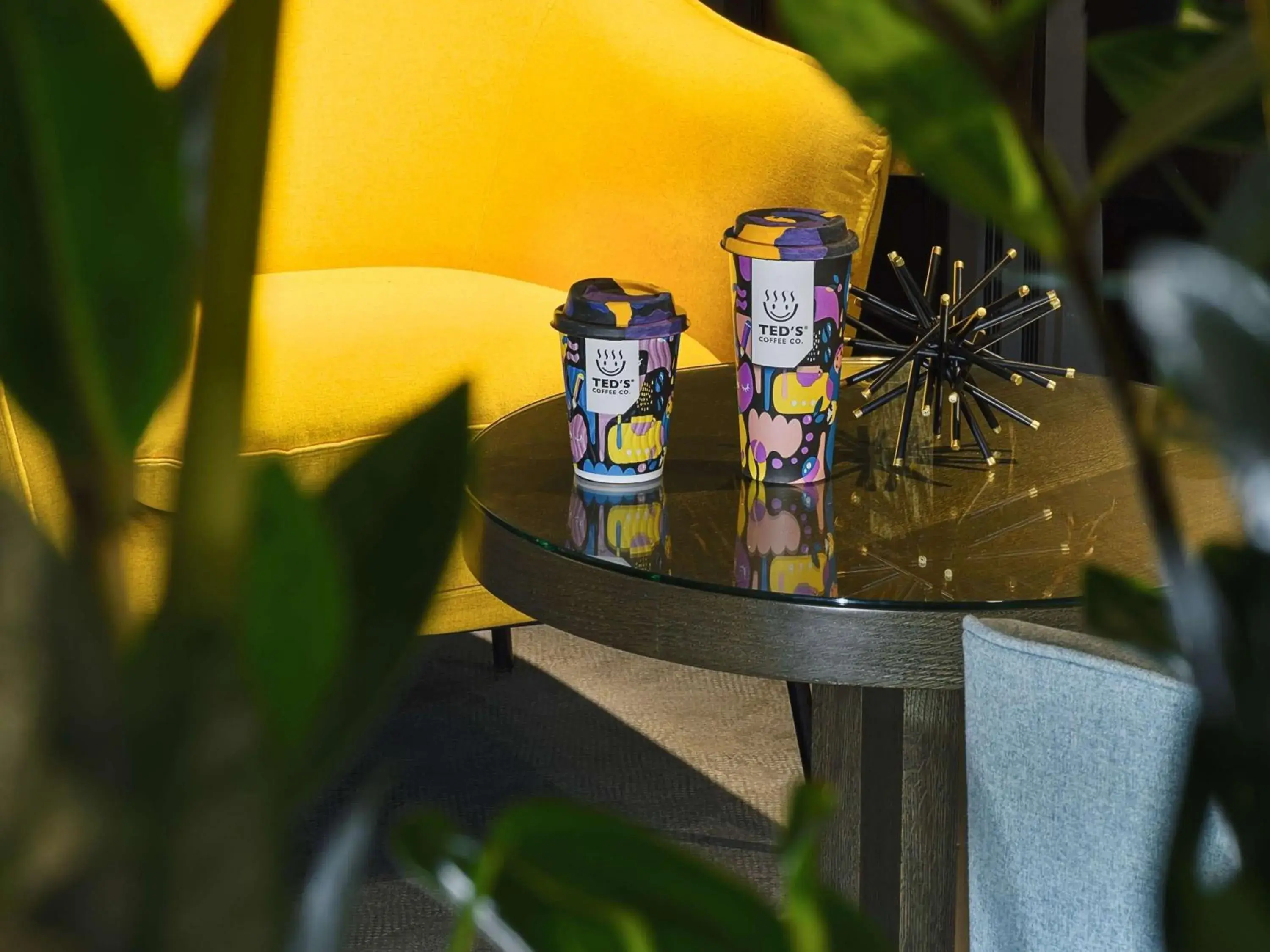 Lounge or bar in Bucharest Unirii Square - Handwritten Collection Lounge or bar in Bucharest Unirii Square - Handwritten Collection