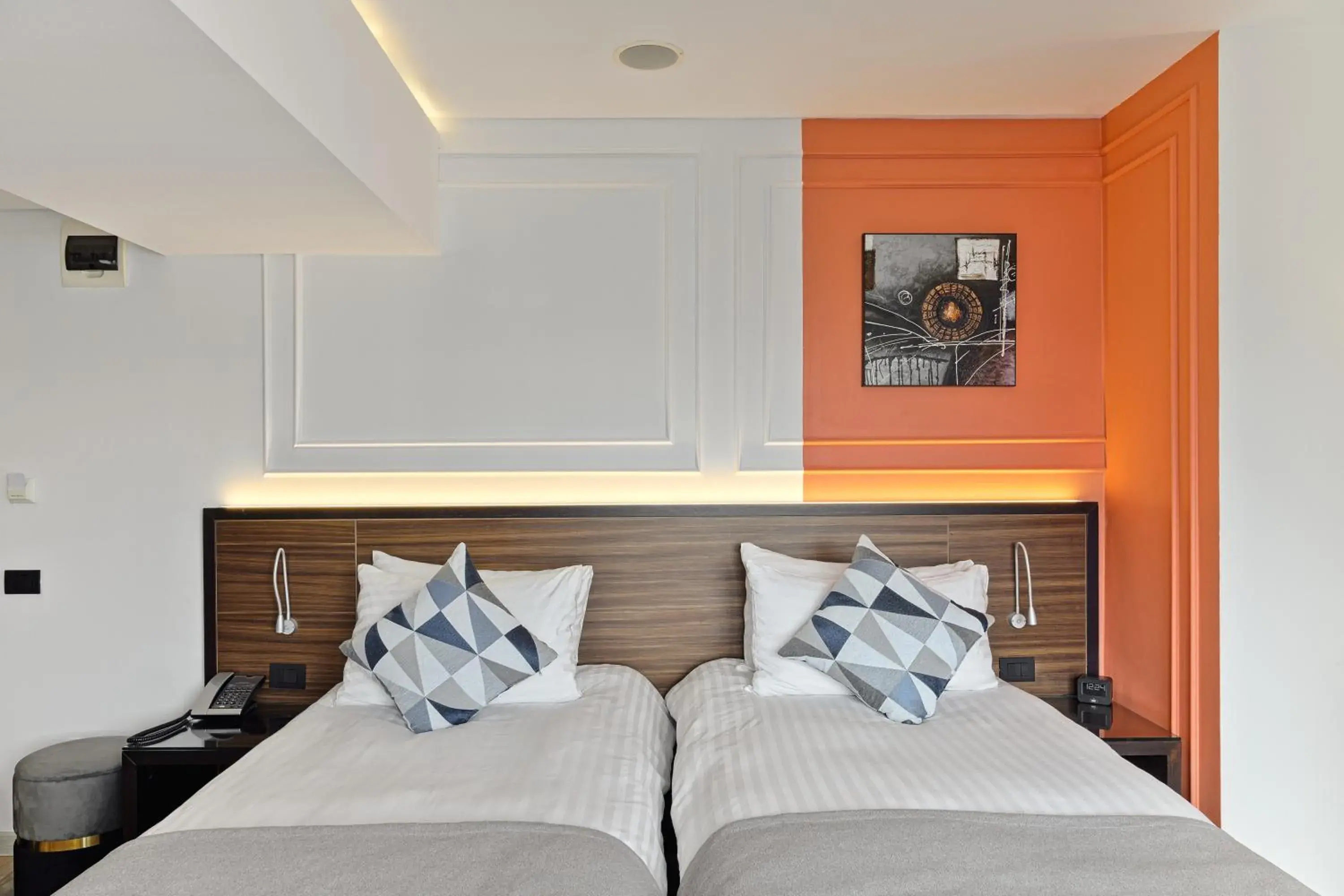 Standard Twin Room in Bucharest Unirii Square Standard Twin Room in Bucharest Unirii Square