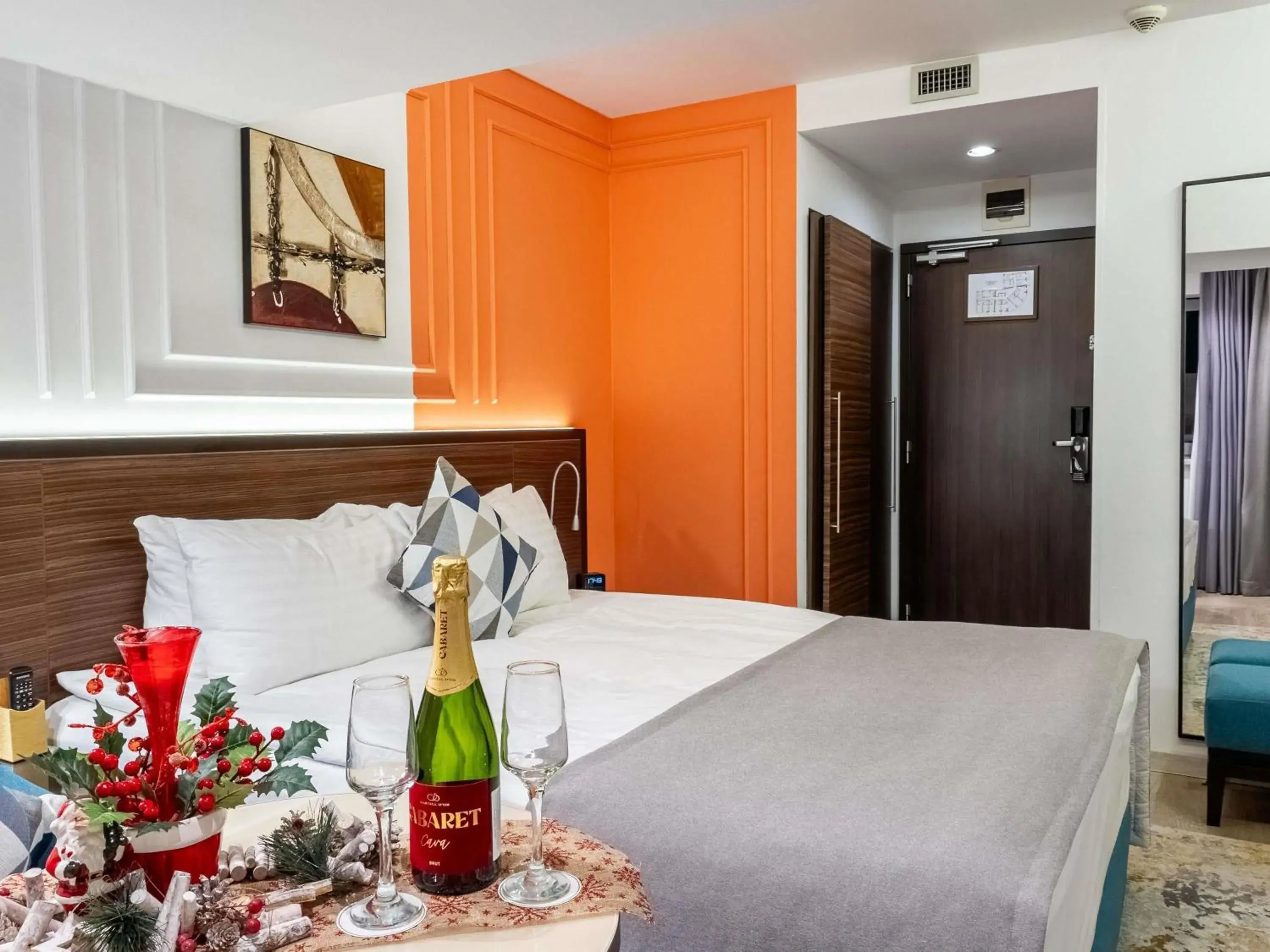 Bedroom, Bed in Bucharest Unirii Square - Handwritten Collection Bedroom, Bed in Bucharest Unirii Square - Handwritten Collection