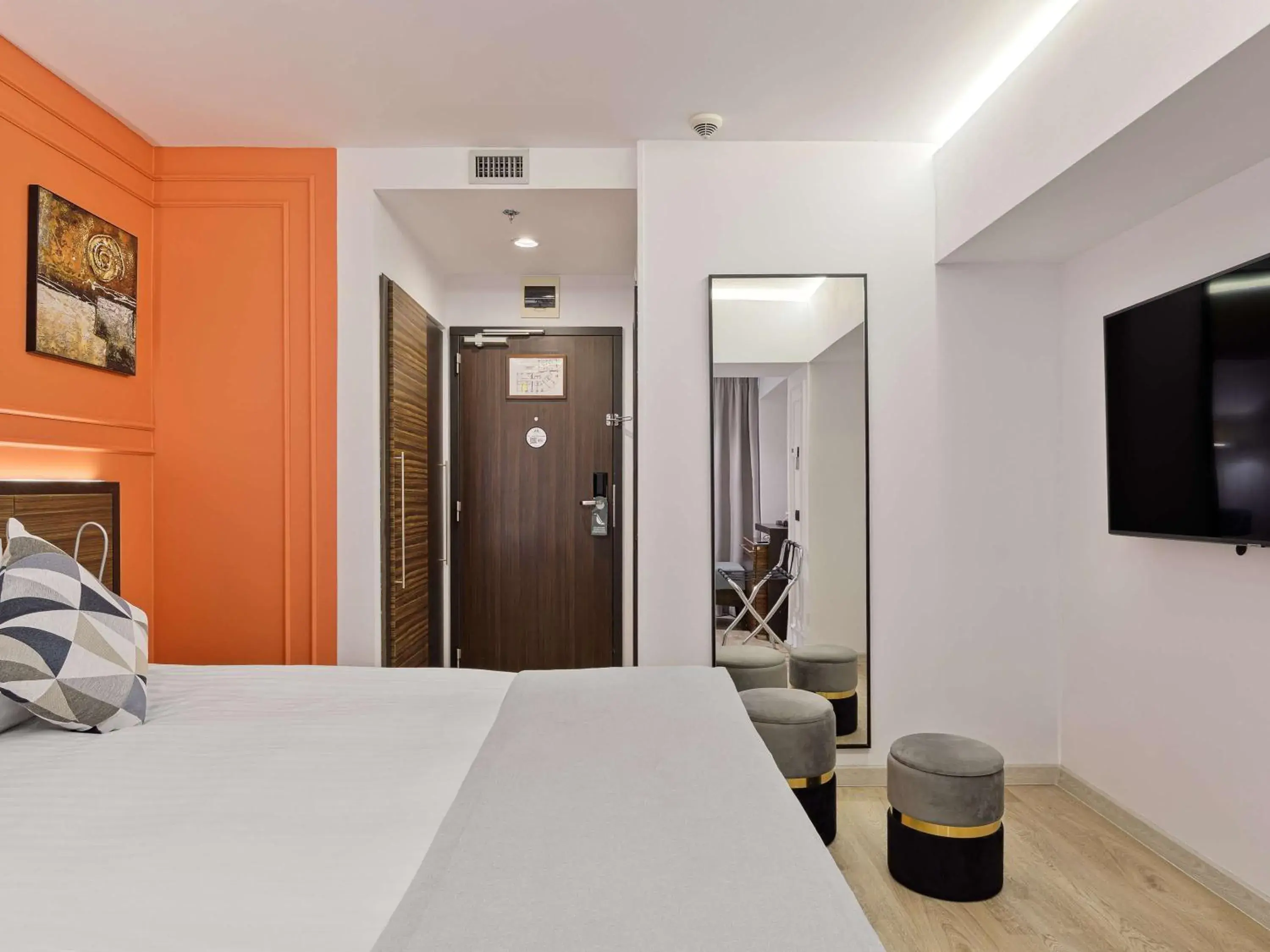 Bedroom, Bed in Bucharest Unirii Square - Handwritten Collection Bedroom, Bed in Bucharest Unirii Square - Handwritten Collection