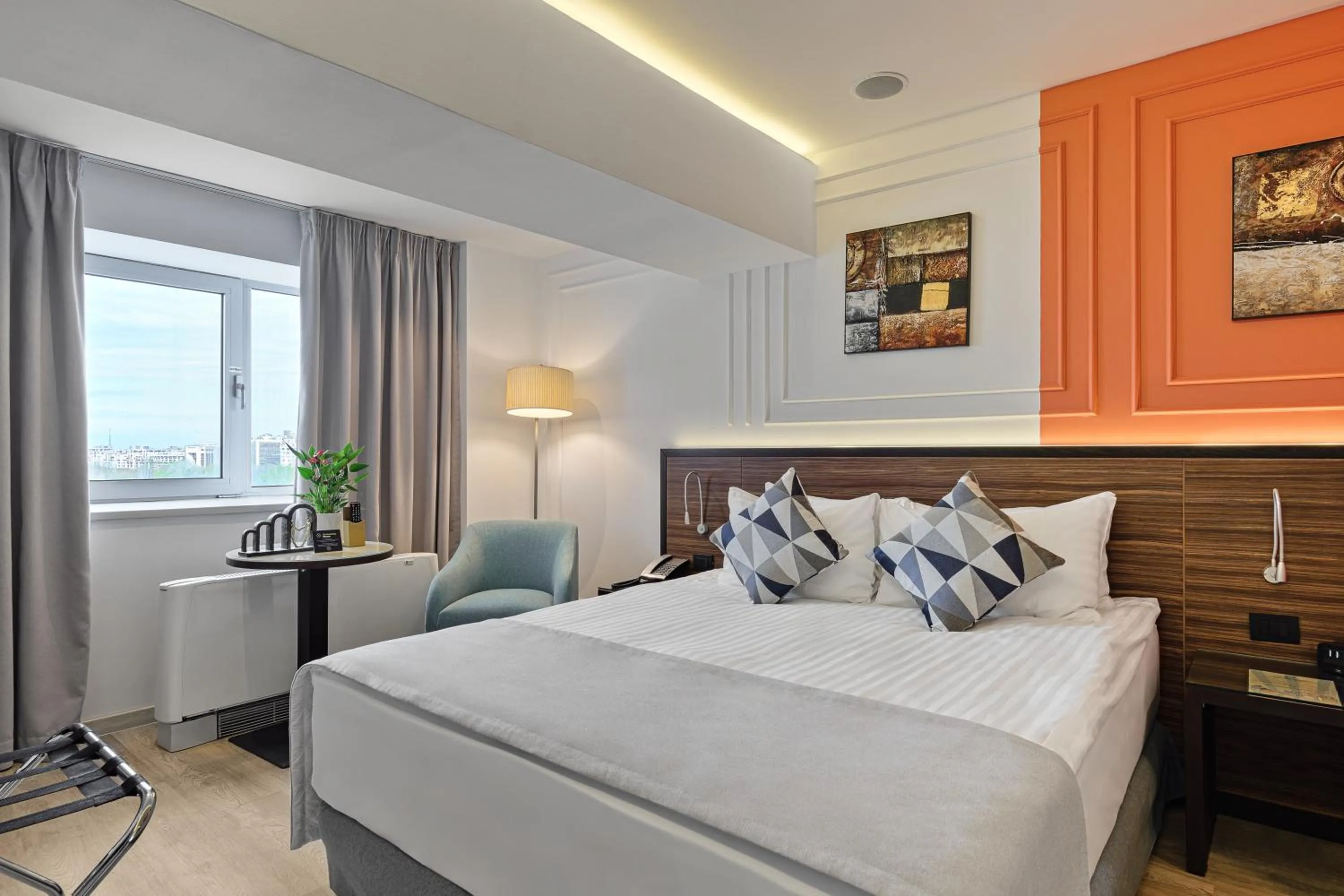 Executive Queen Room in Bucharest Unirii Square - Handwritten Collection