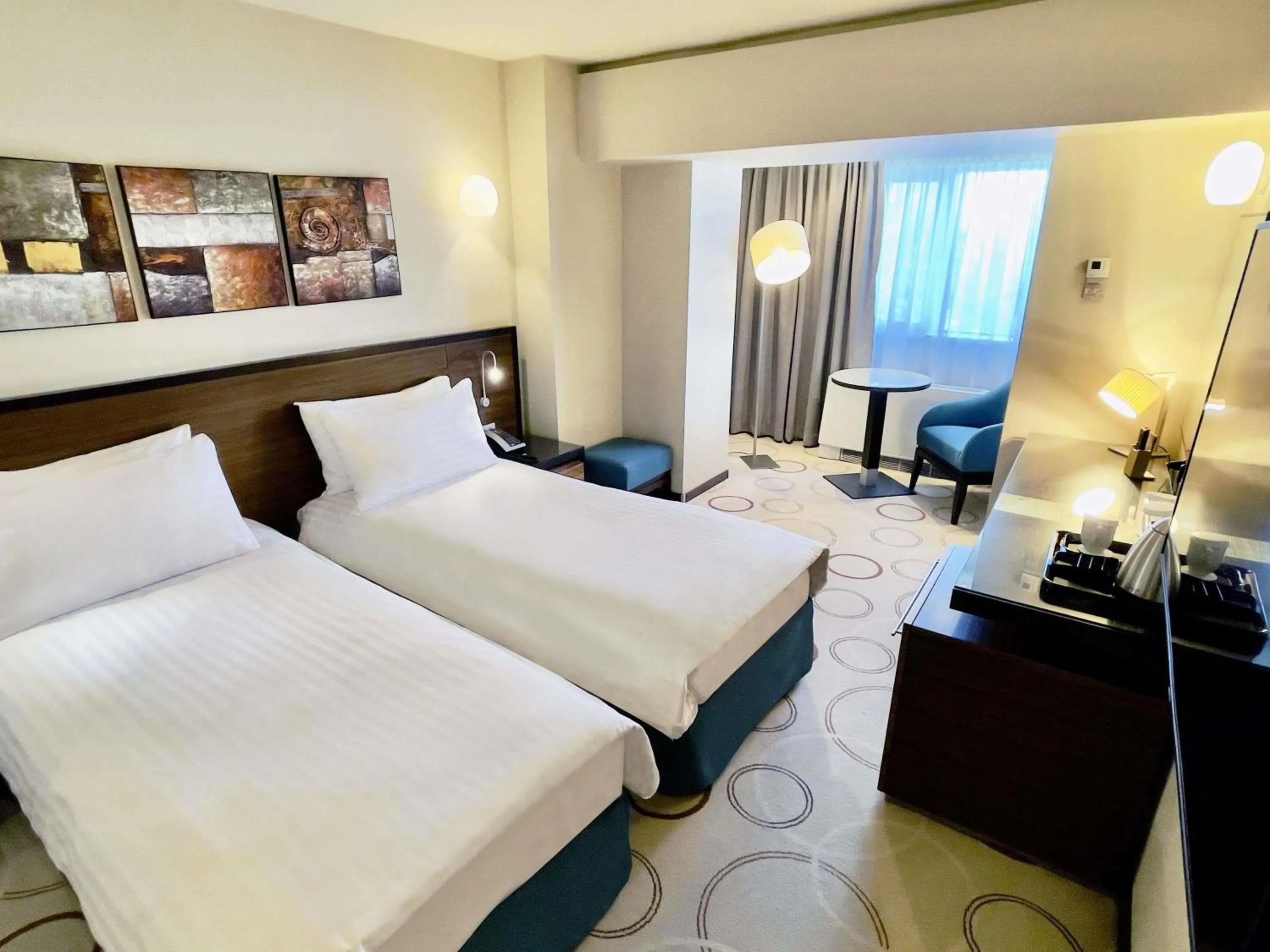 Bedroom, Bed in Bucharest Unirii Square - Handwritten Collection