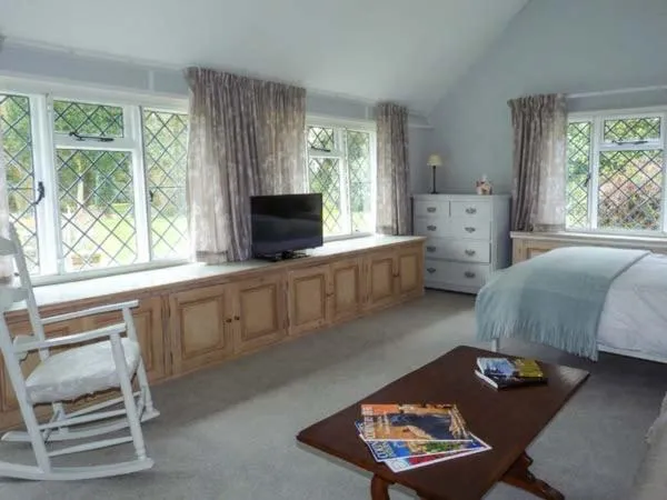 Bed in Standard Hill Cottage