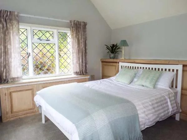 Bed in Standard Hill Cottage