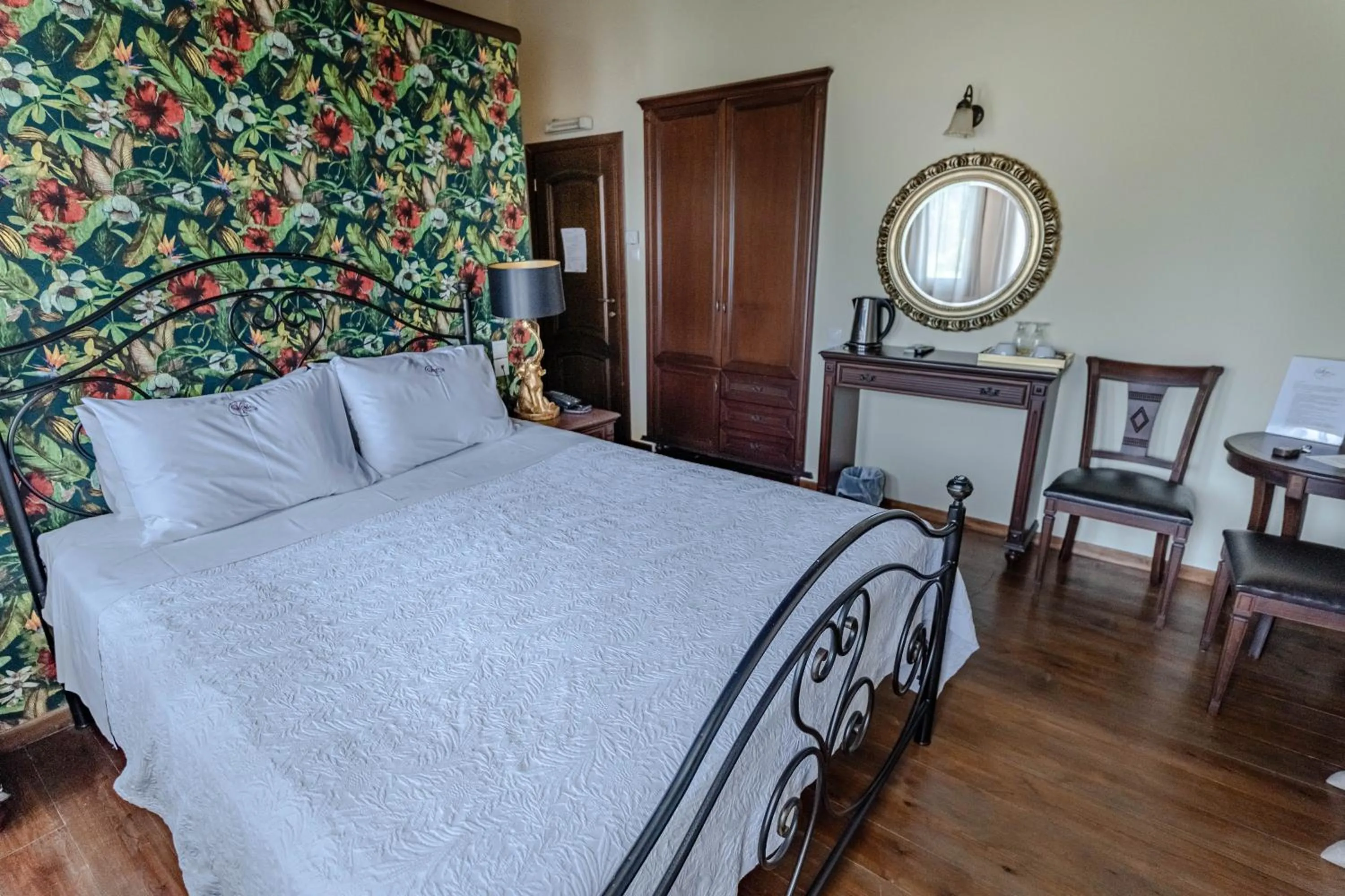 Photo of the whole room, Bed in Guesthouse Iris