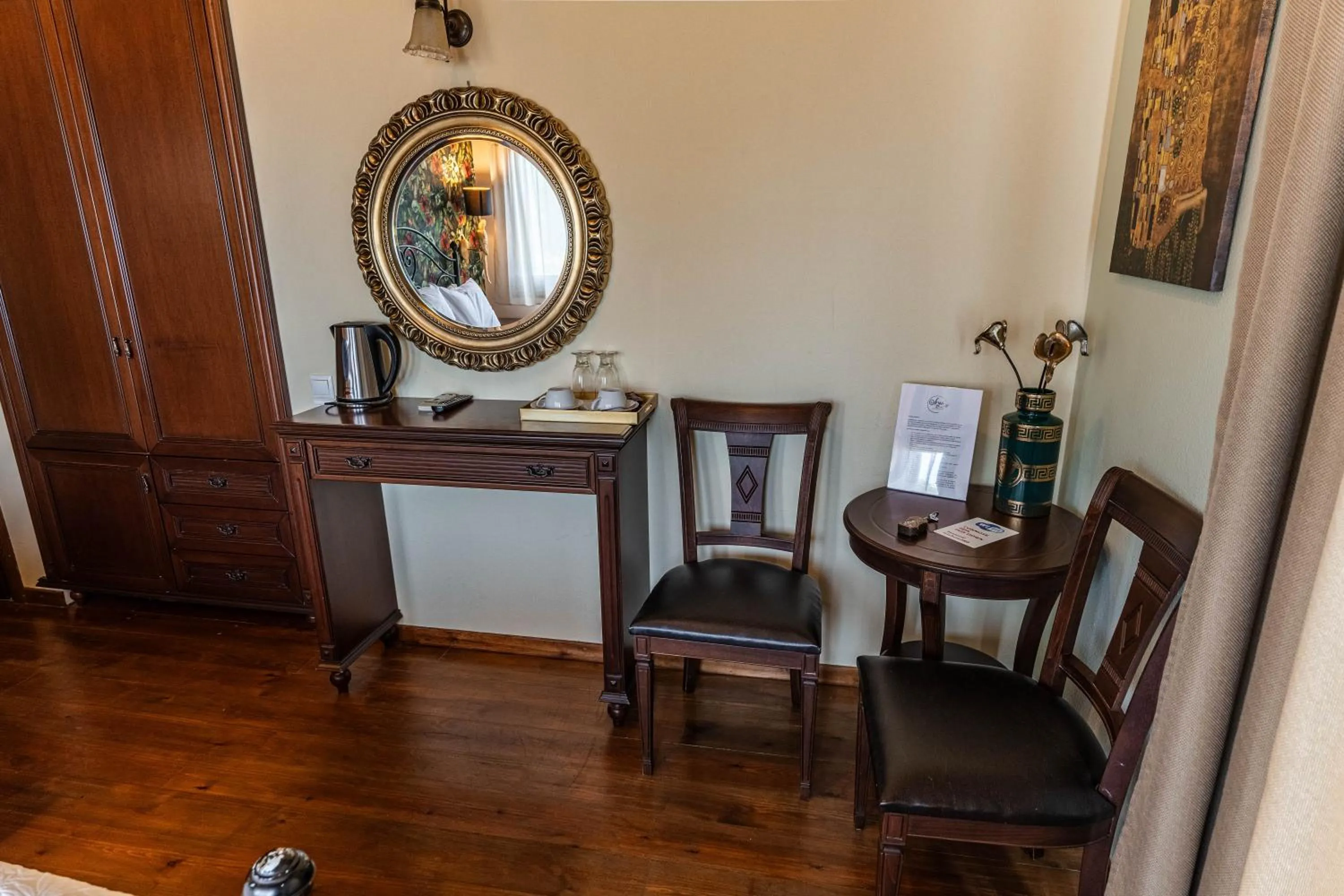 Photo of the whole room in Guesthouse Iris