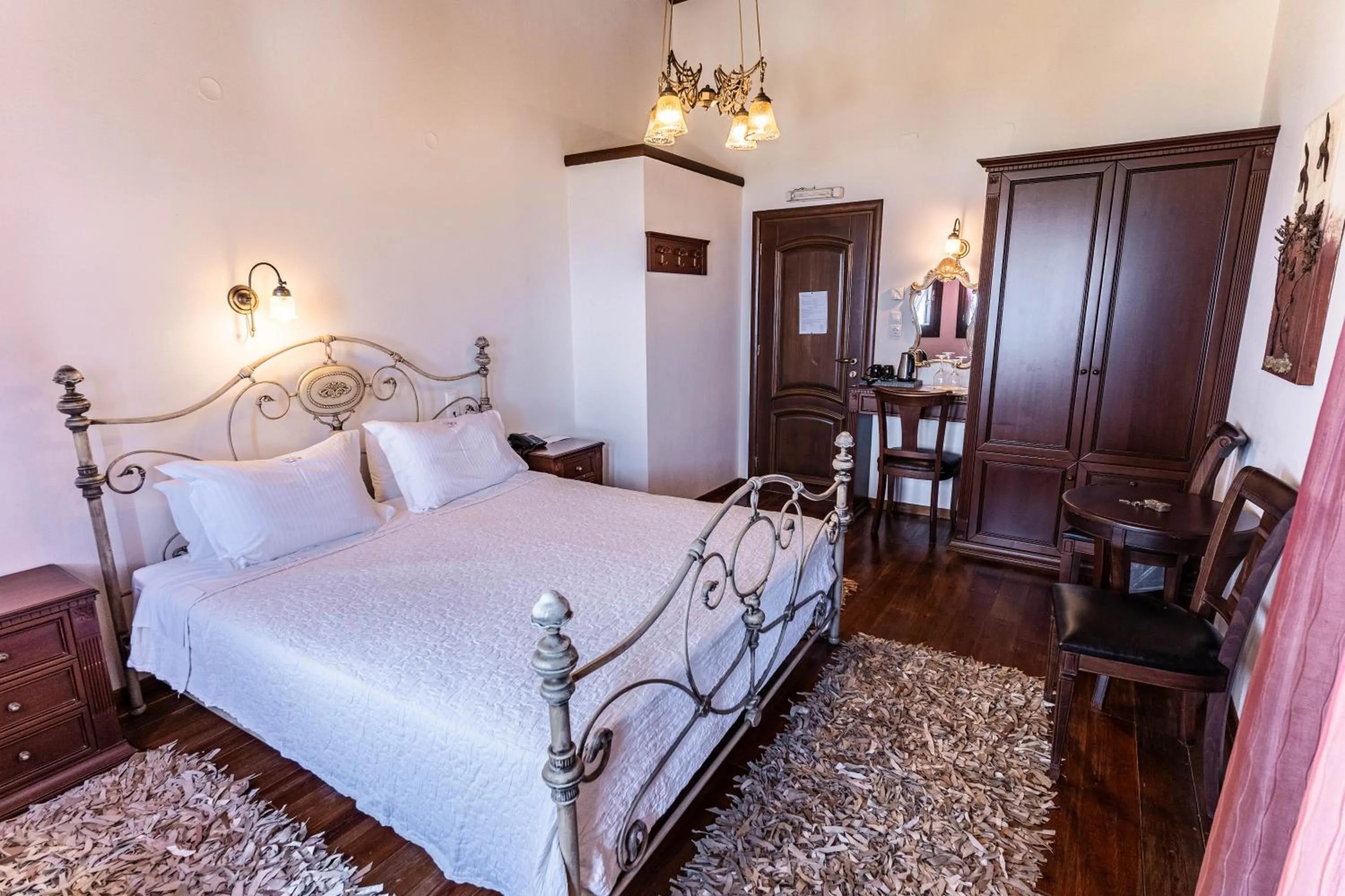 Photo of the whole room, Bed in Guesthouse Iris
