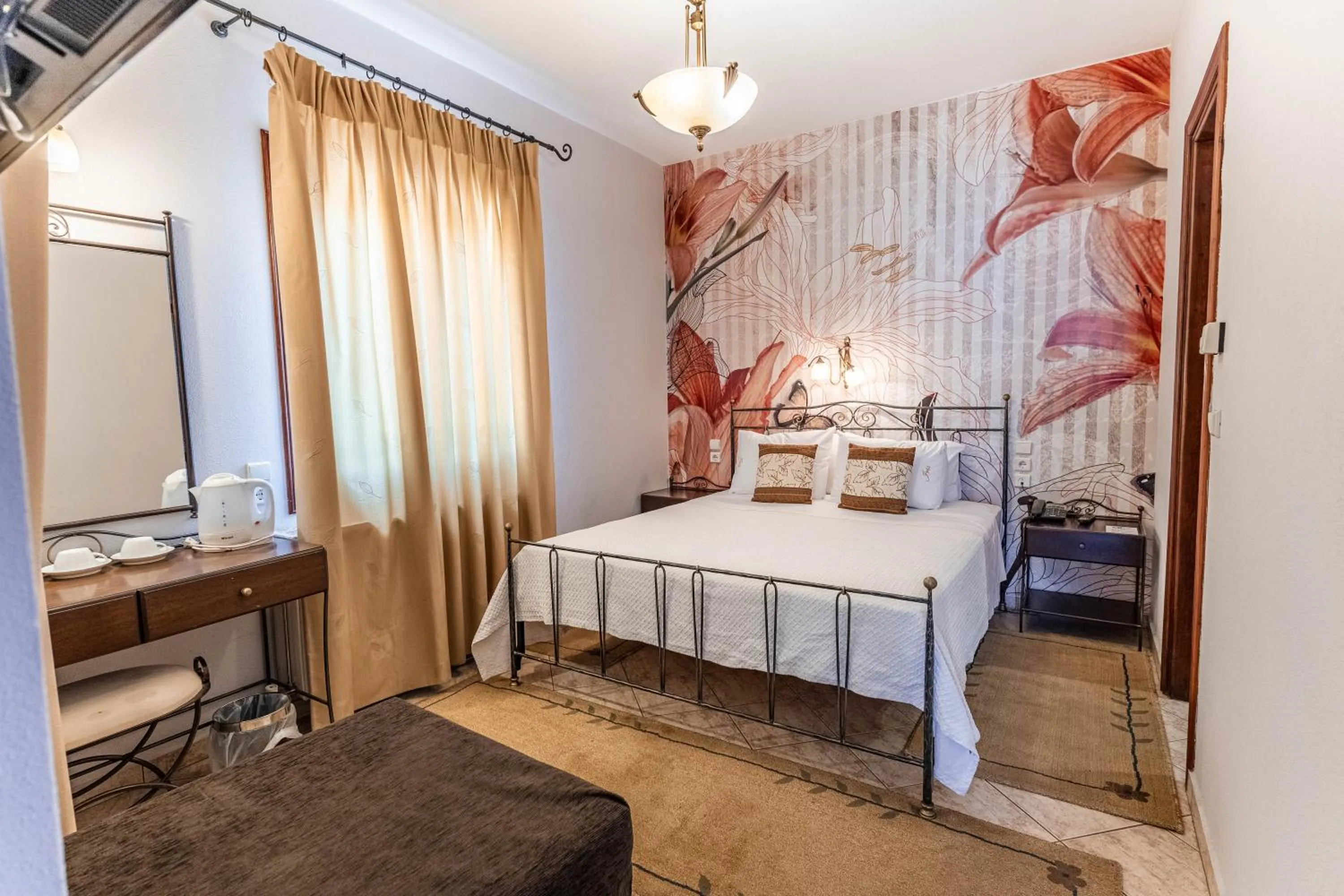 Photo of the whole room, Bed in Guesthouse Iris