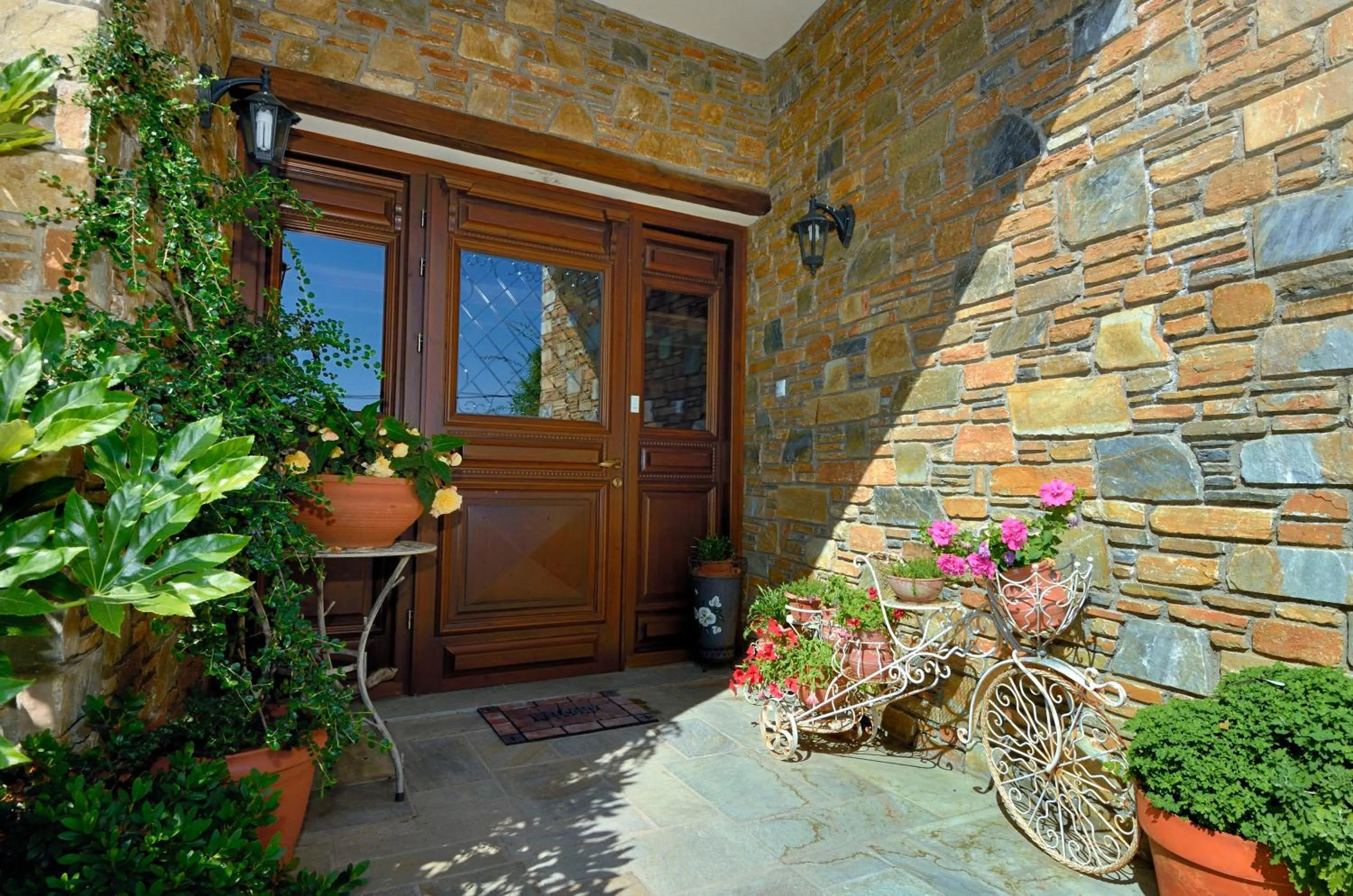 Facade/entrance in Guesthouse Iris