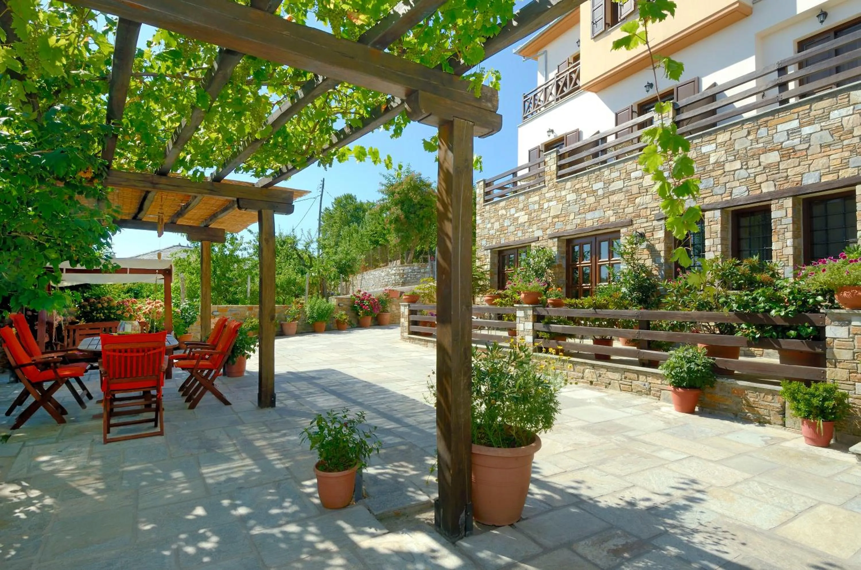 Property building in Guesthouse Iris
