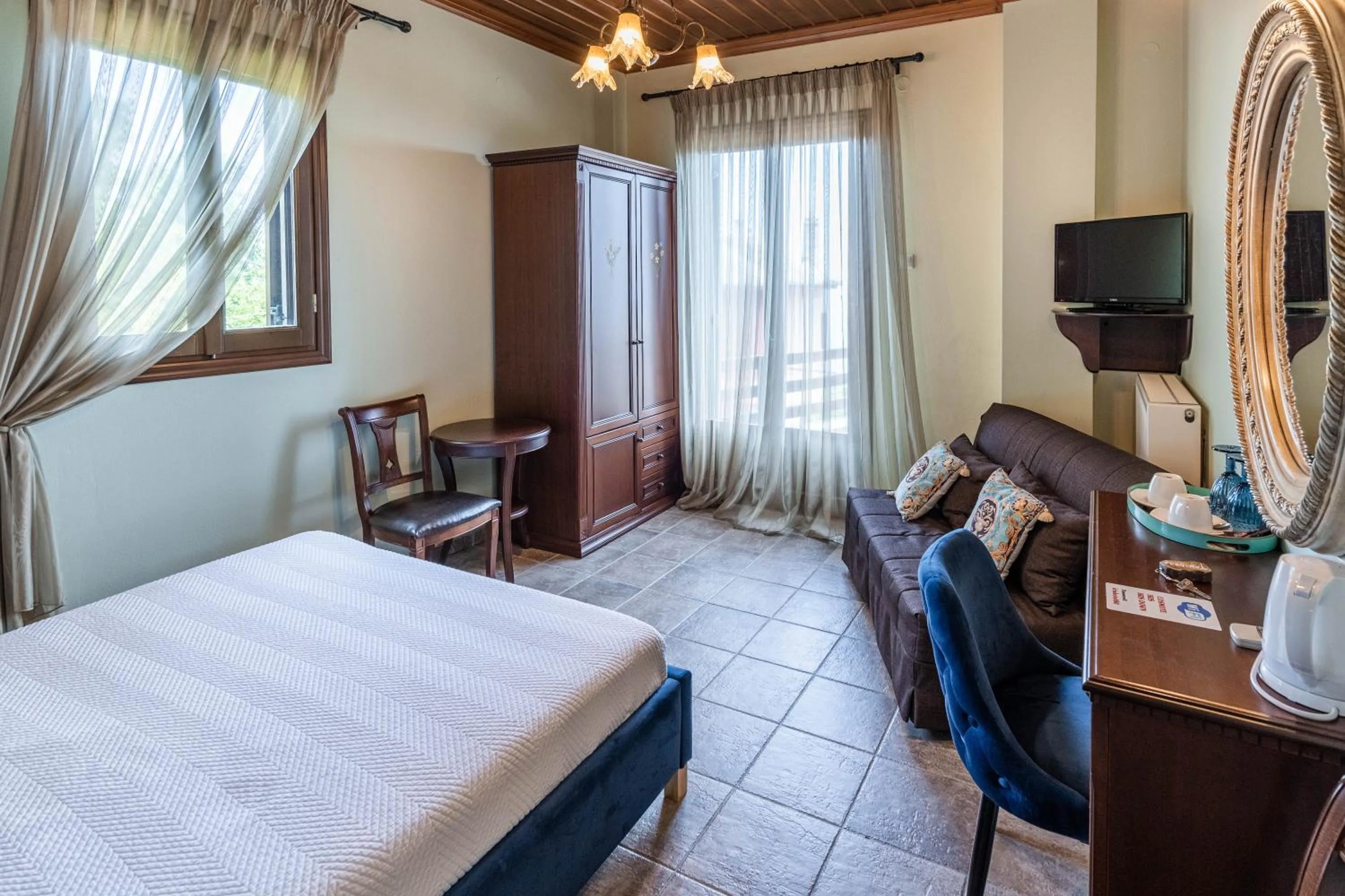 Photo of the whole room, Bed in Guesthouse Iris