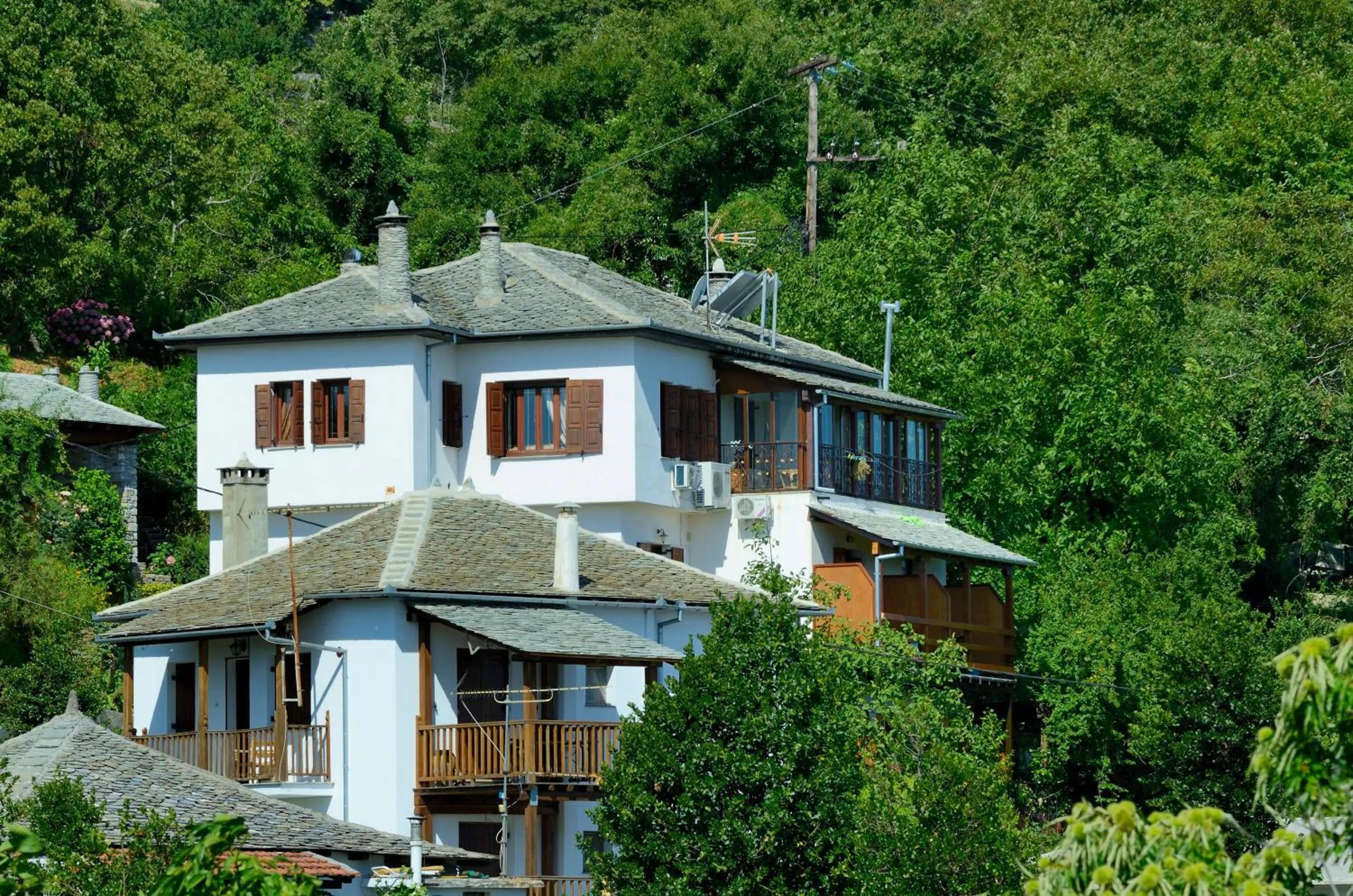 Property building in Guesthouse Iris