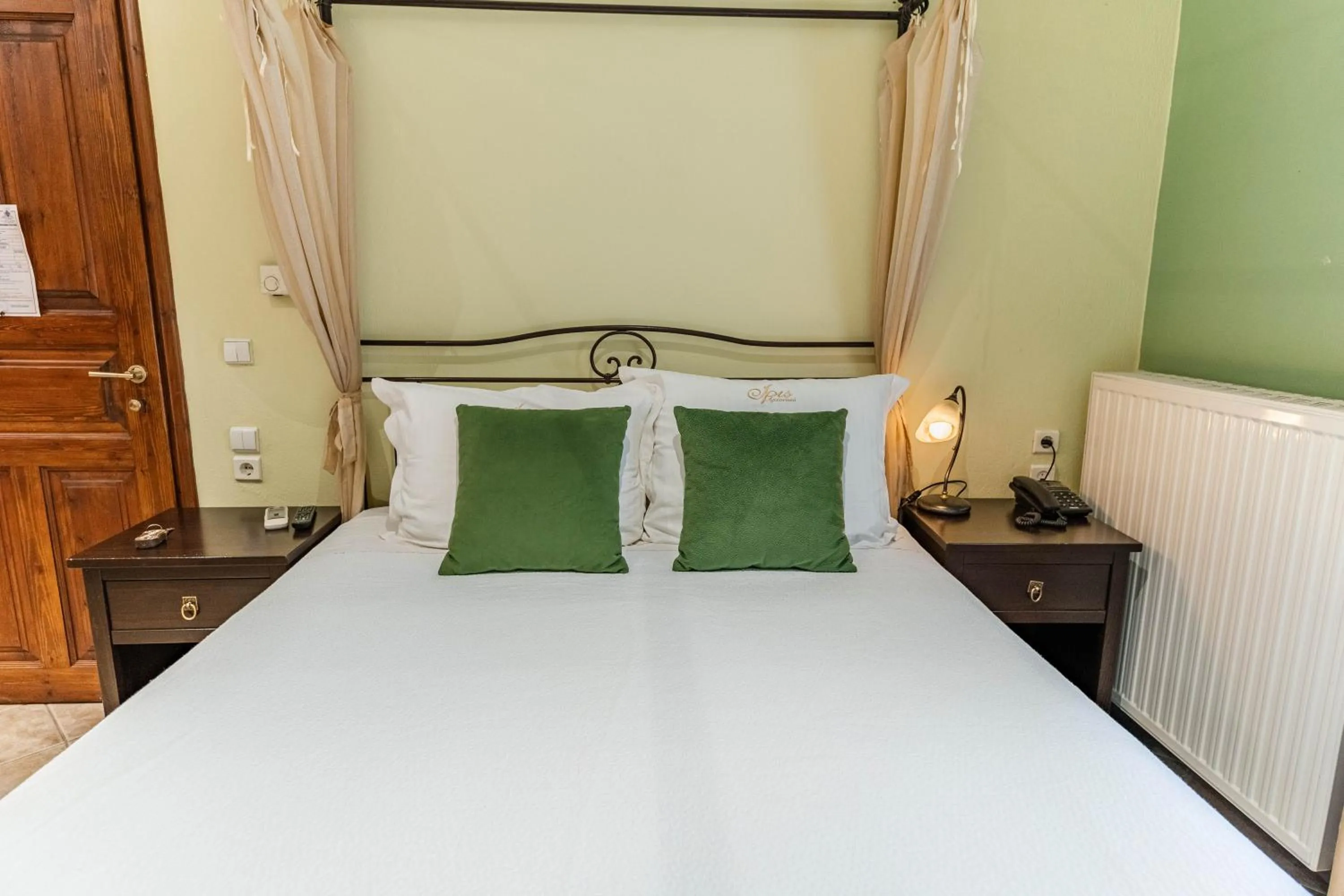 Bed in Guesthouse Iris
