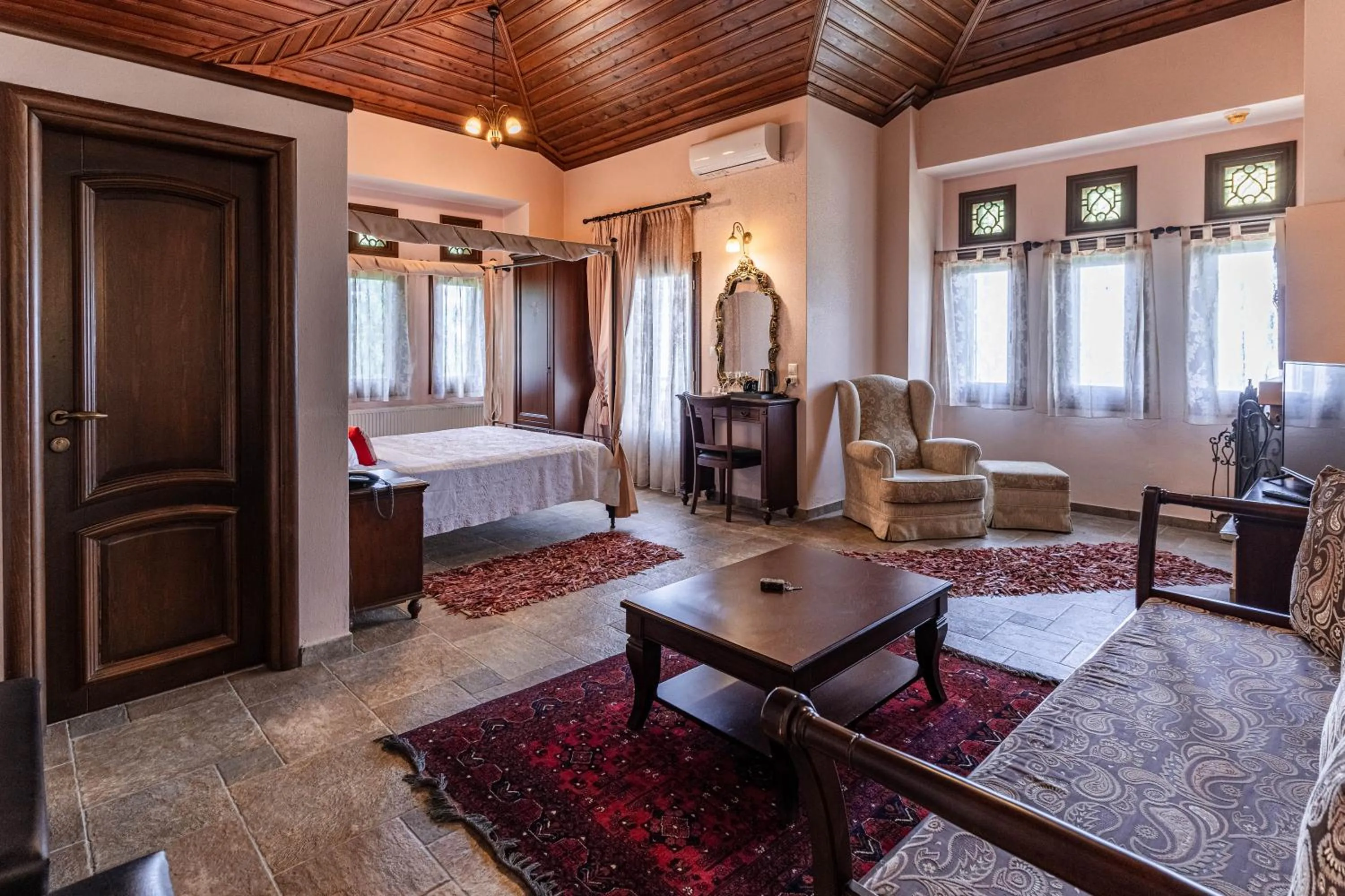 Photo of the whole room, Bed in Guesthouse Iris