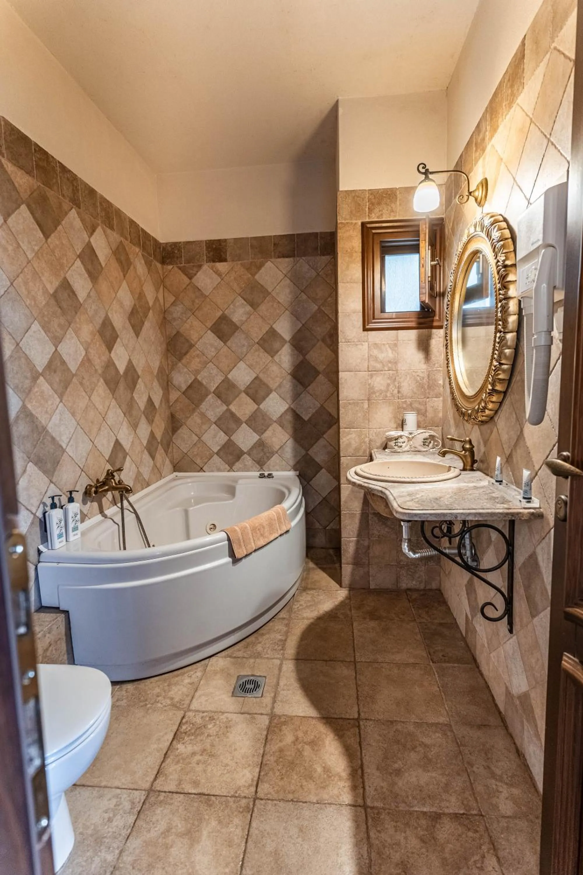 Bath in Guesthouse Iris