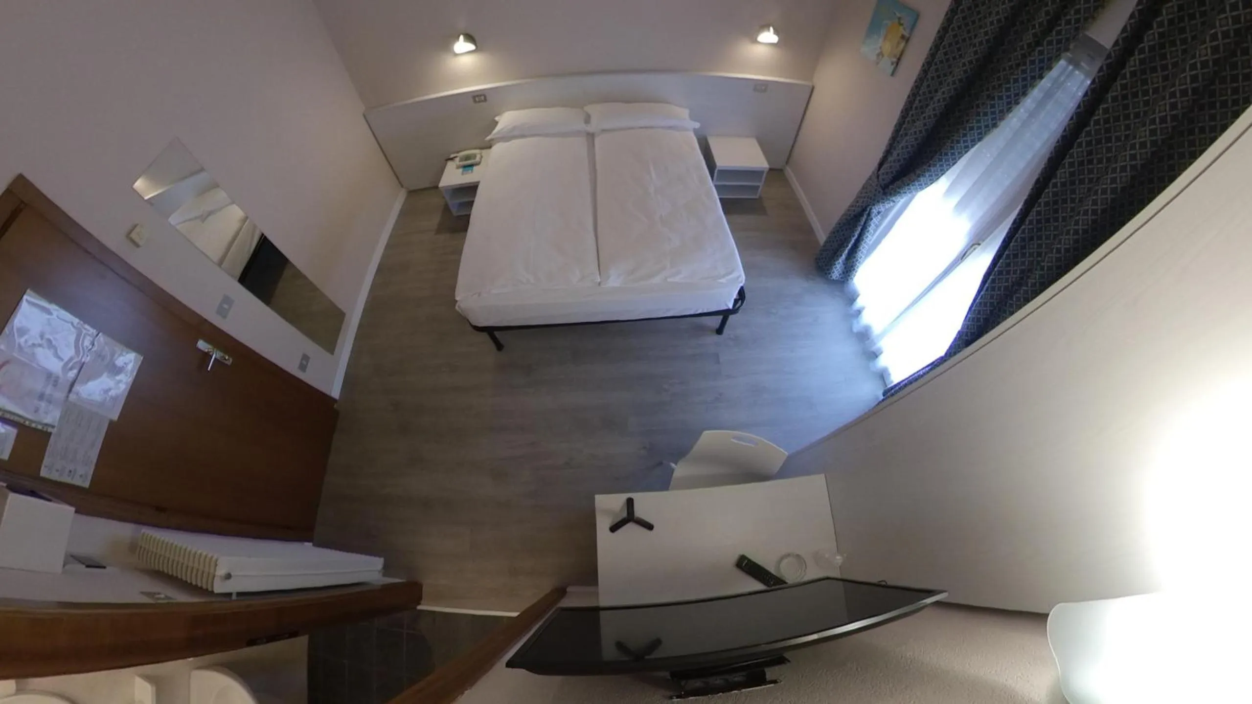 Photo of the whole room, Bed in Hotel Varone Alberello