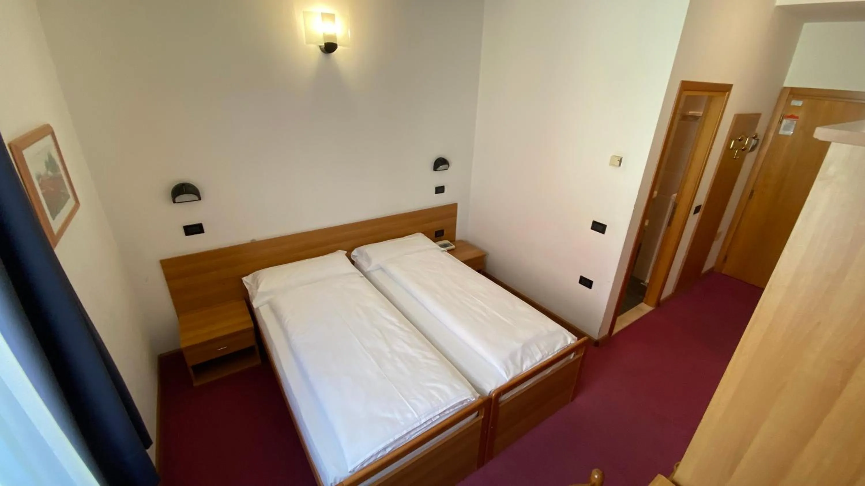 Bedroom, Bed in Hotel Varone Alberello