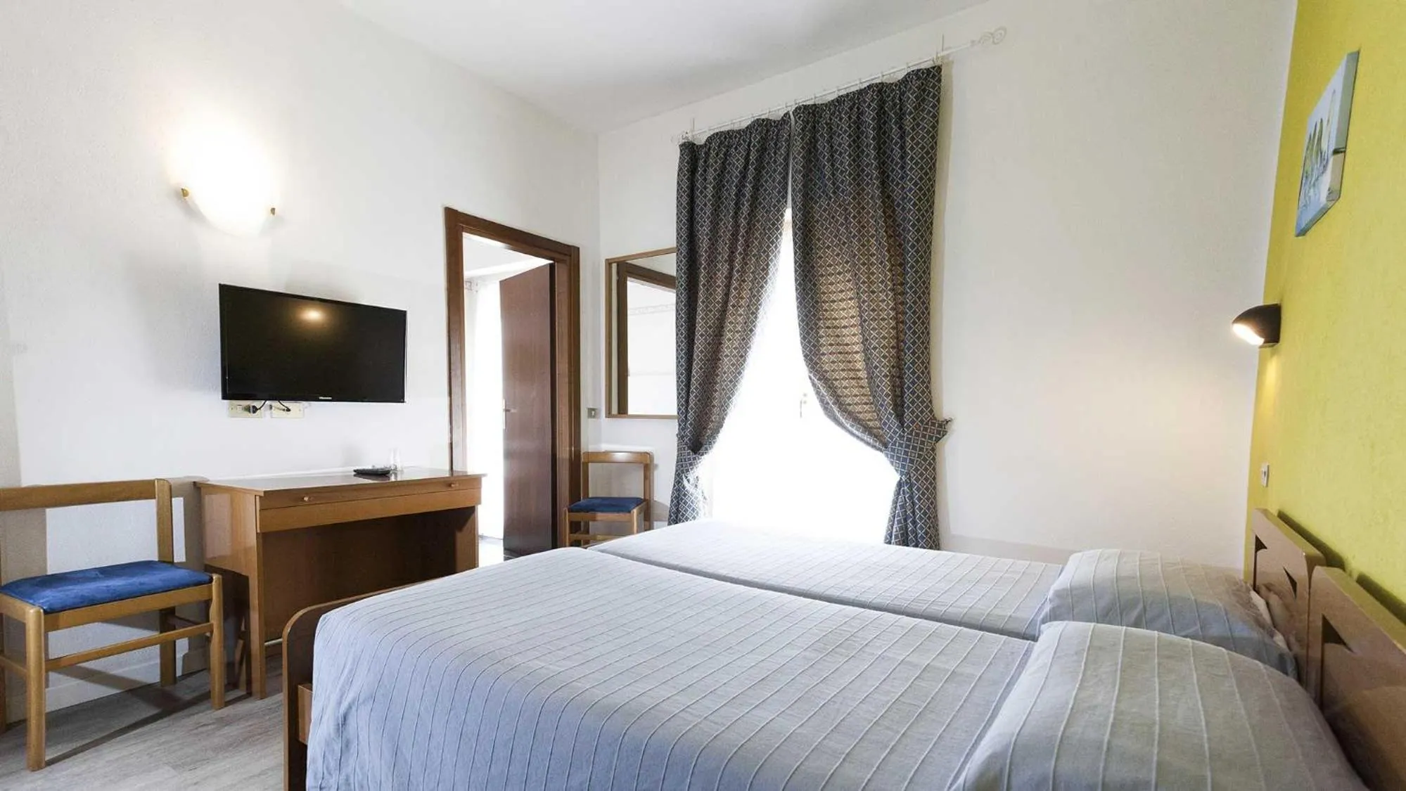 Bed in Hotel Varone Alberello