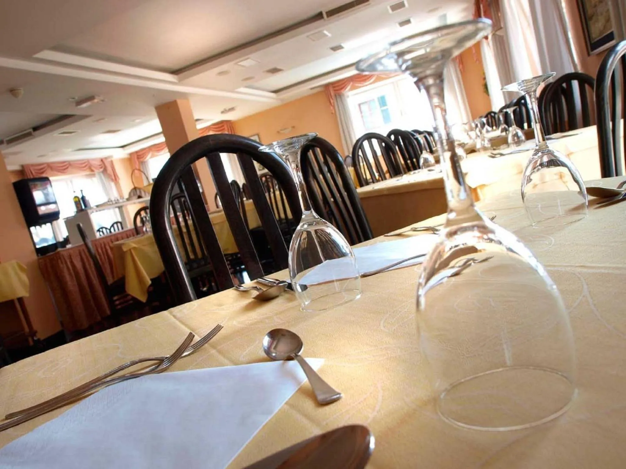 Restaurant/places to eat in Hotel Varone Alberello