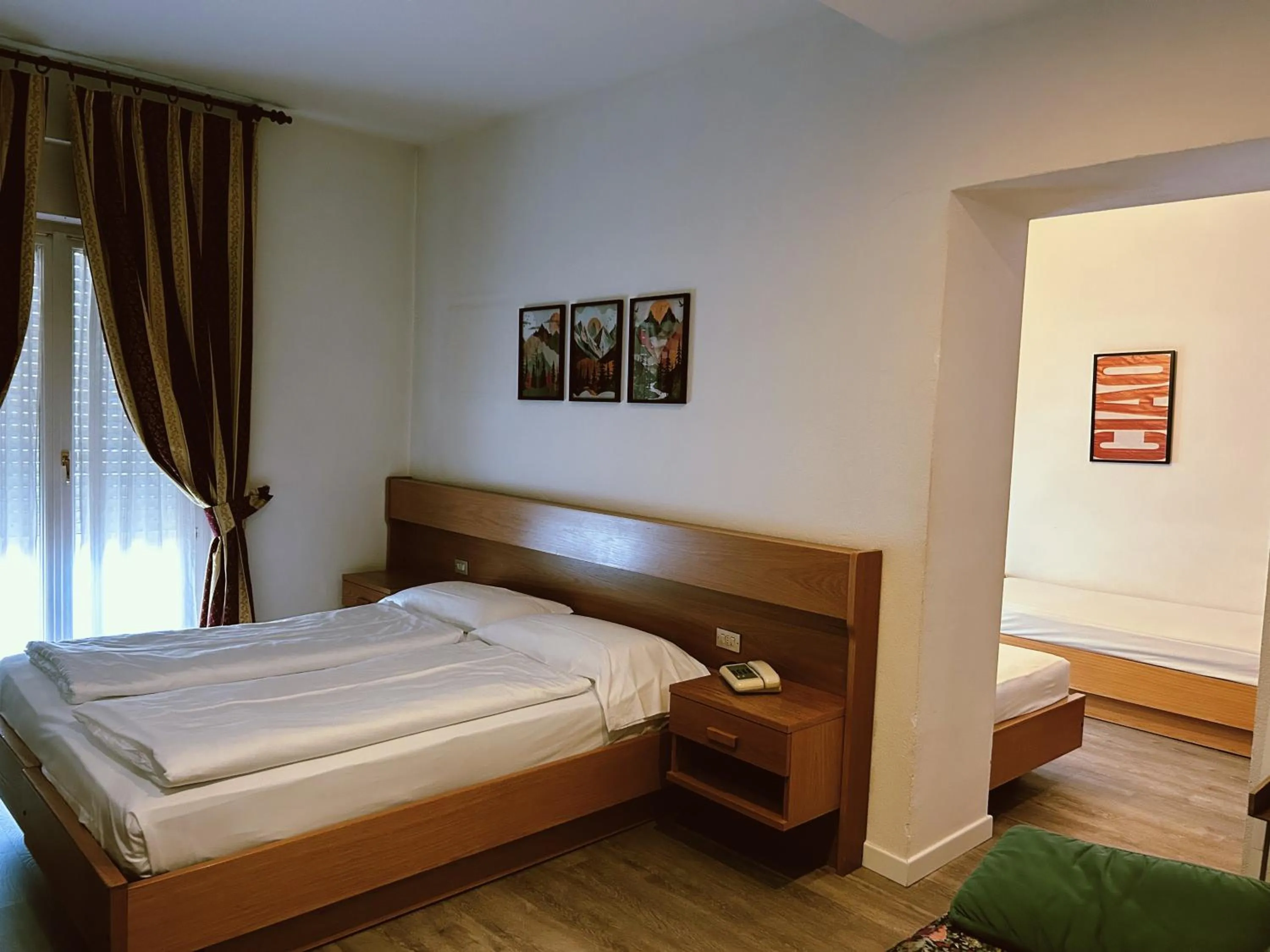 Bed in Hotel Alberello - Varone