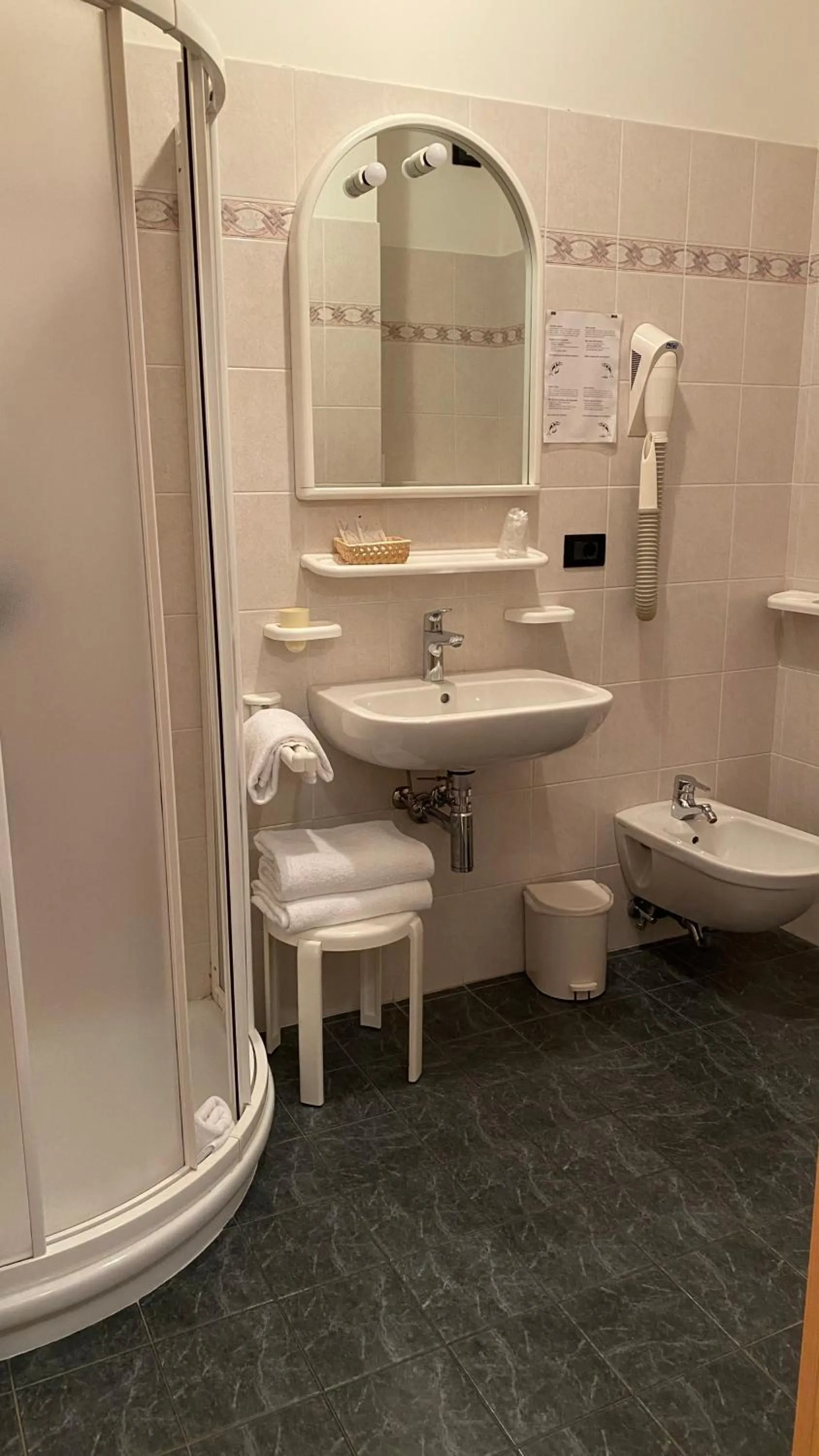 Bathroom in Hotel Varone Alberello