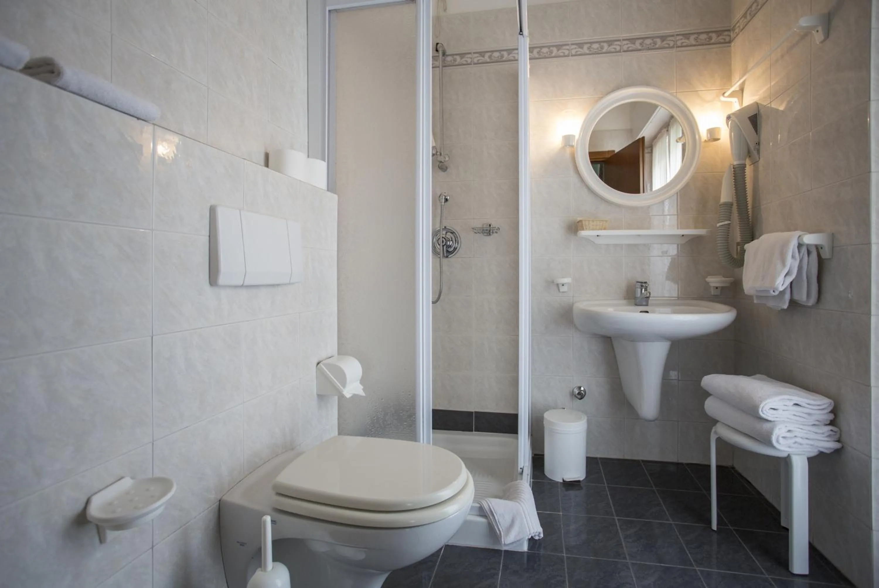 Bathroom in Hotel Varone Alberello