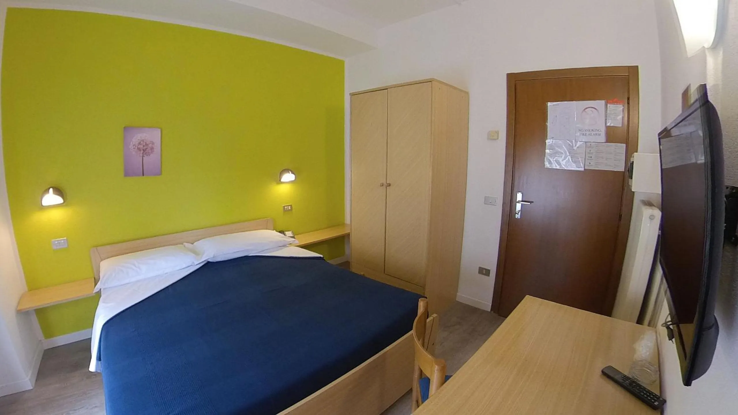 Bed in Hotel Varone Alberello