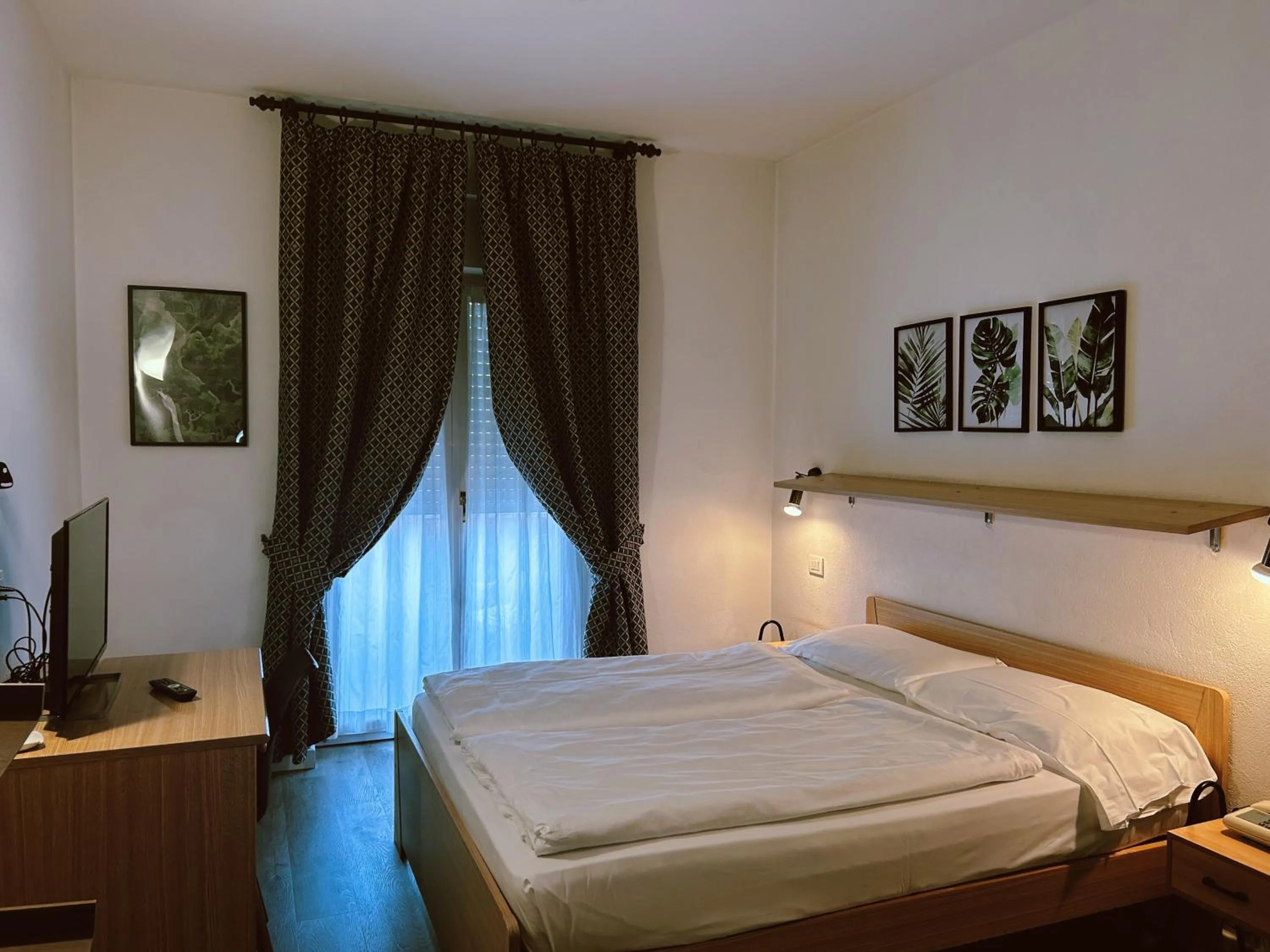 Bed in Hotel Alberello - Varone