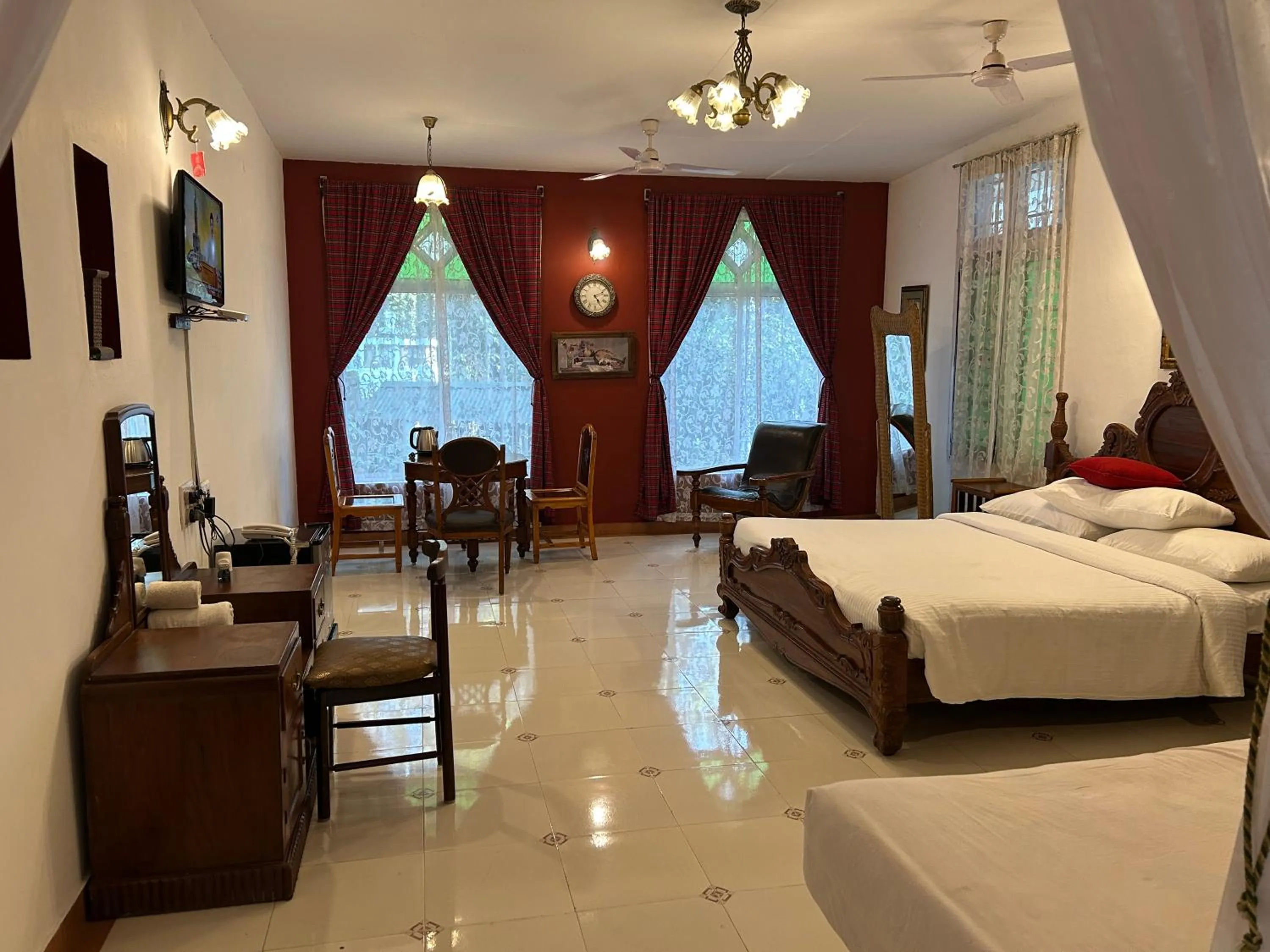 Bedroom, Bed in INDeco Lake Forest