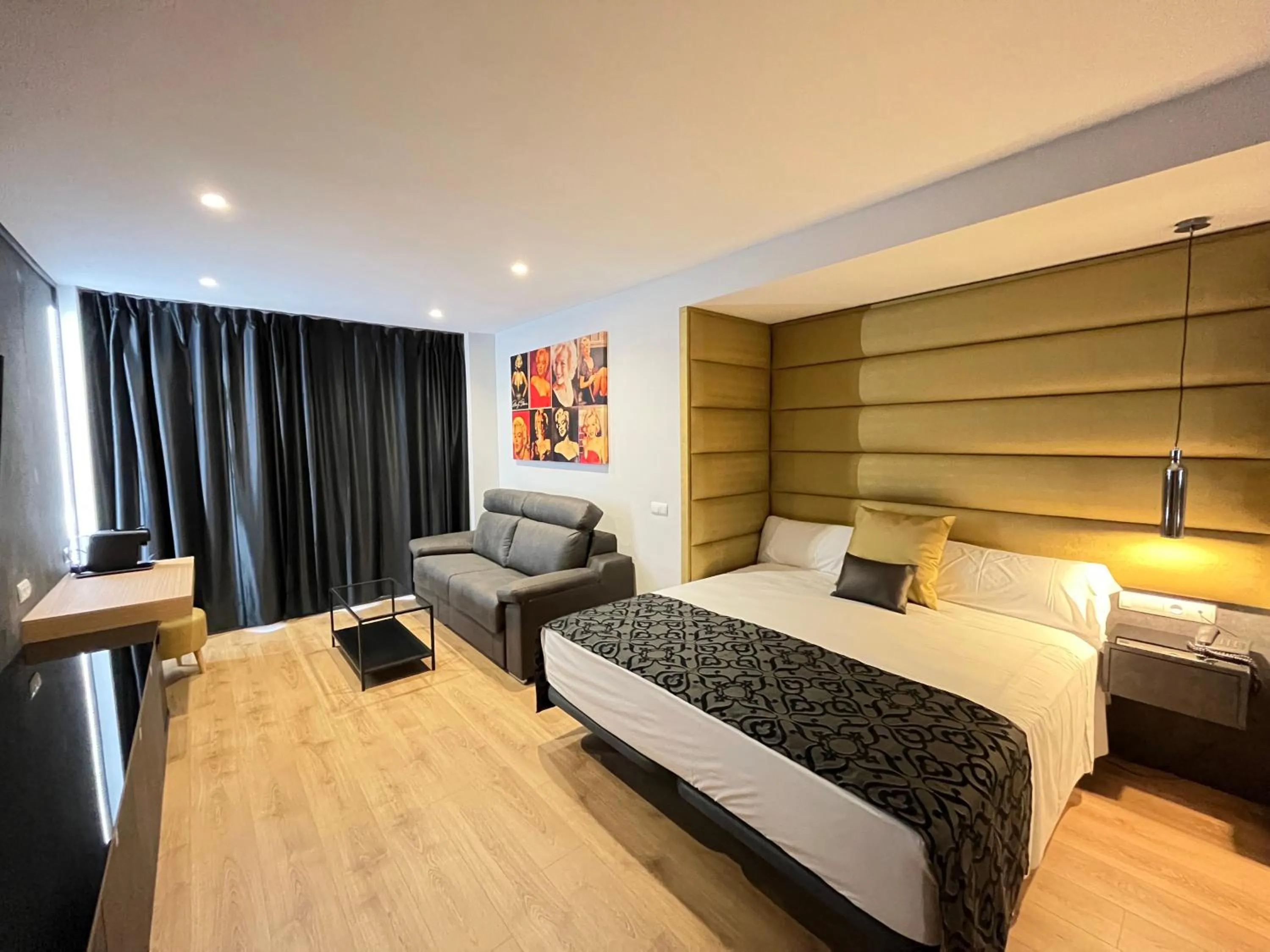 Photo of the whole room, Bed in Princesa Solar 4* - Adults Recommended